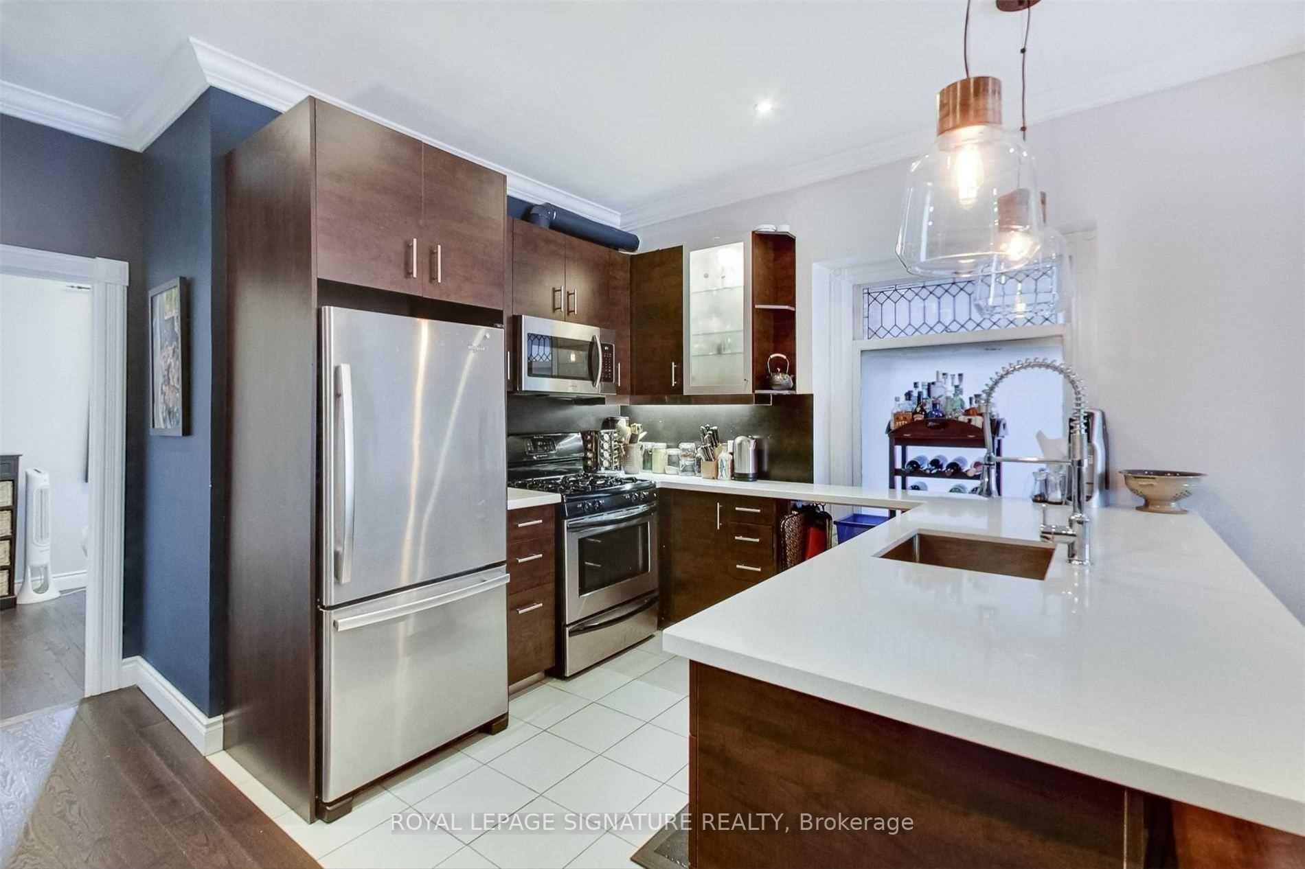 Photo 2 of Unit Main, 359 Clinton Street, Toronto, Palmerston-Little Italy — HOMEH