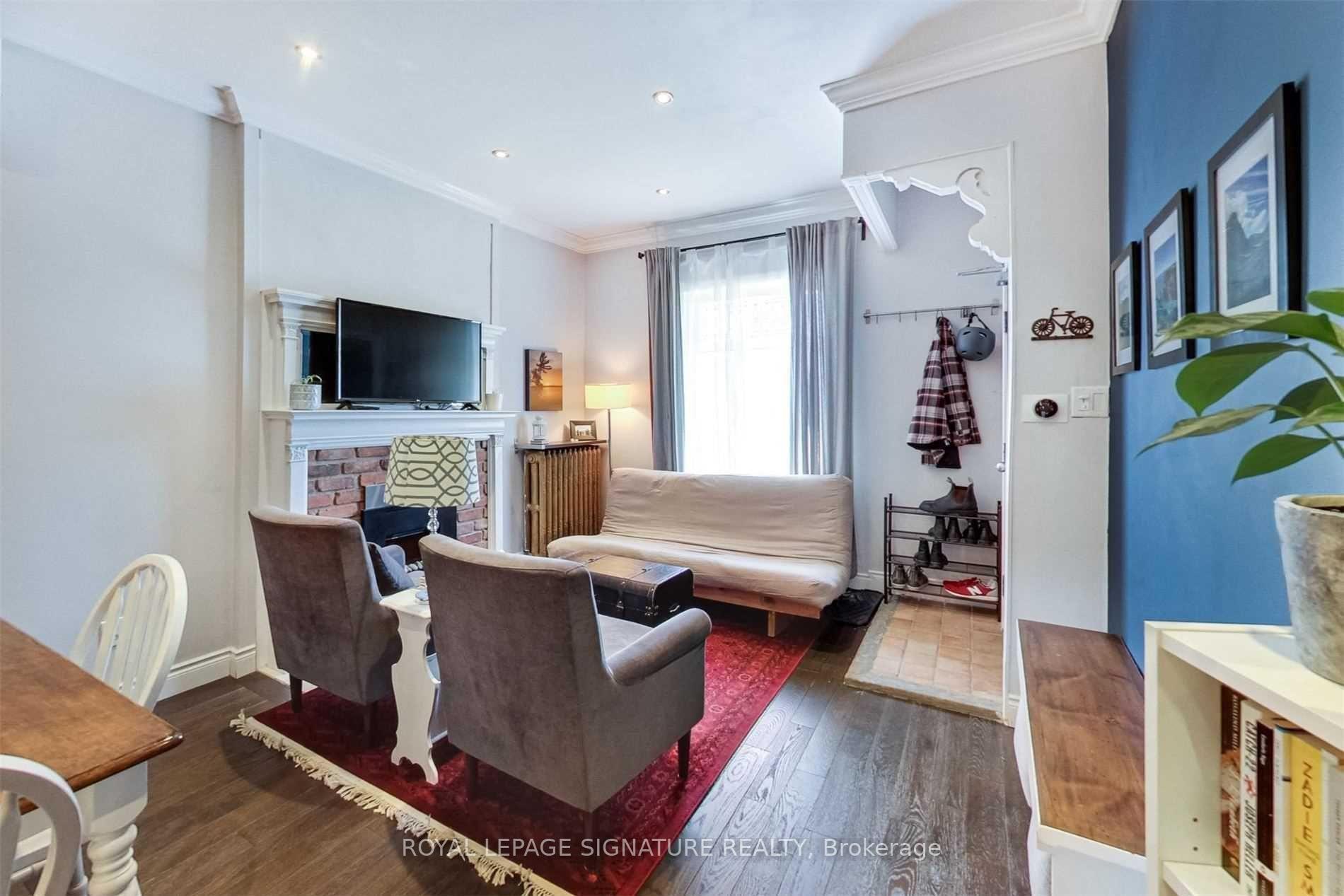 Photo 12 of Unit Main, 359 Clinton Street, Toronto, Palmerston-Little Italy — HOMEH
