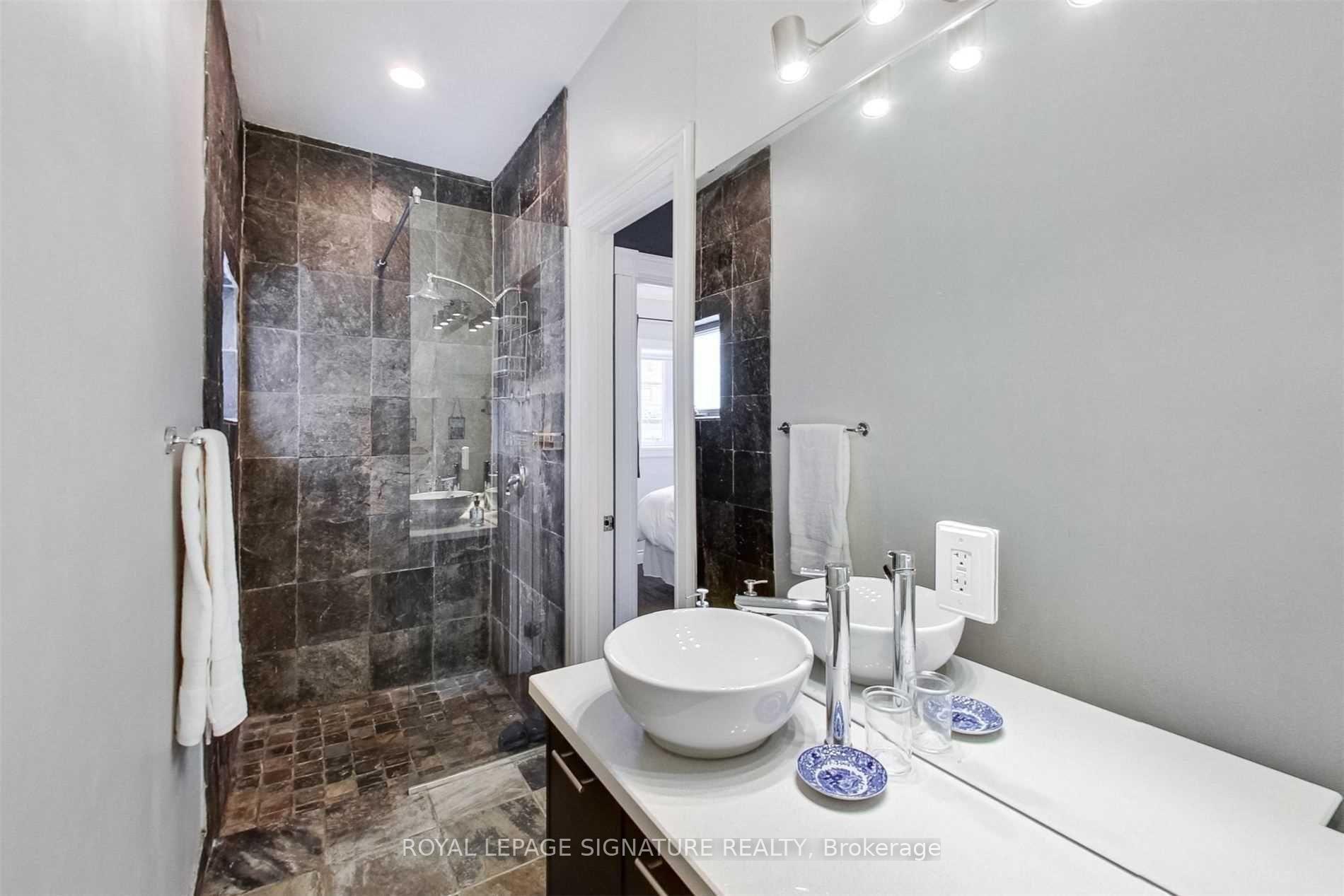 Photo 20 of Unit Main, 359 Clinton Street, Toronto, Palmerston-Little Italy — HOMEH