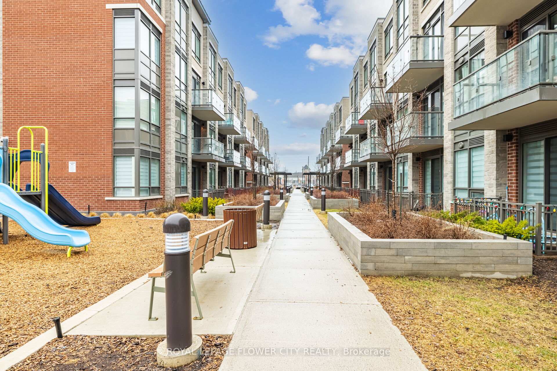 Photo 33 of Unit 269, 65 Attmar Drive E, Brampton, Bram East — HOMEH