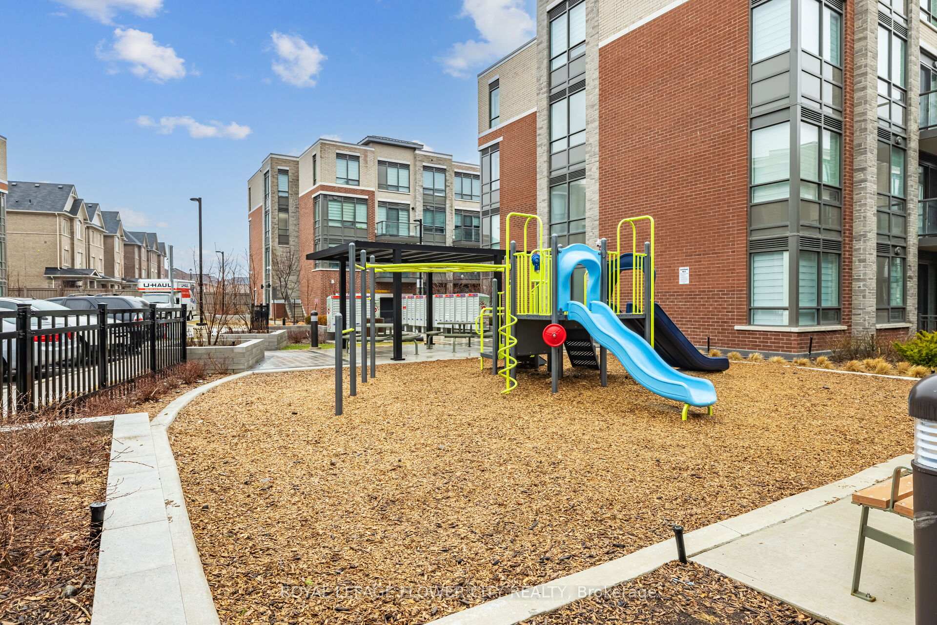 Photo 34 of Unit 269, 65 Attmar Drive E, Brampton, Bram East — HOMEH