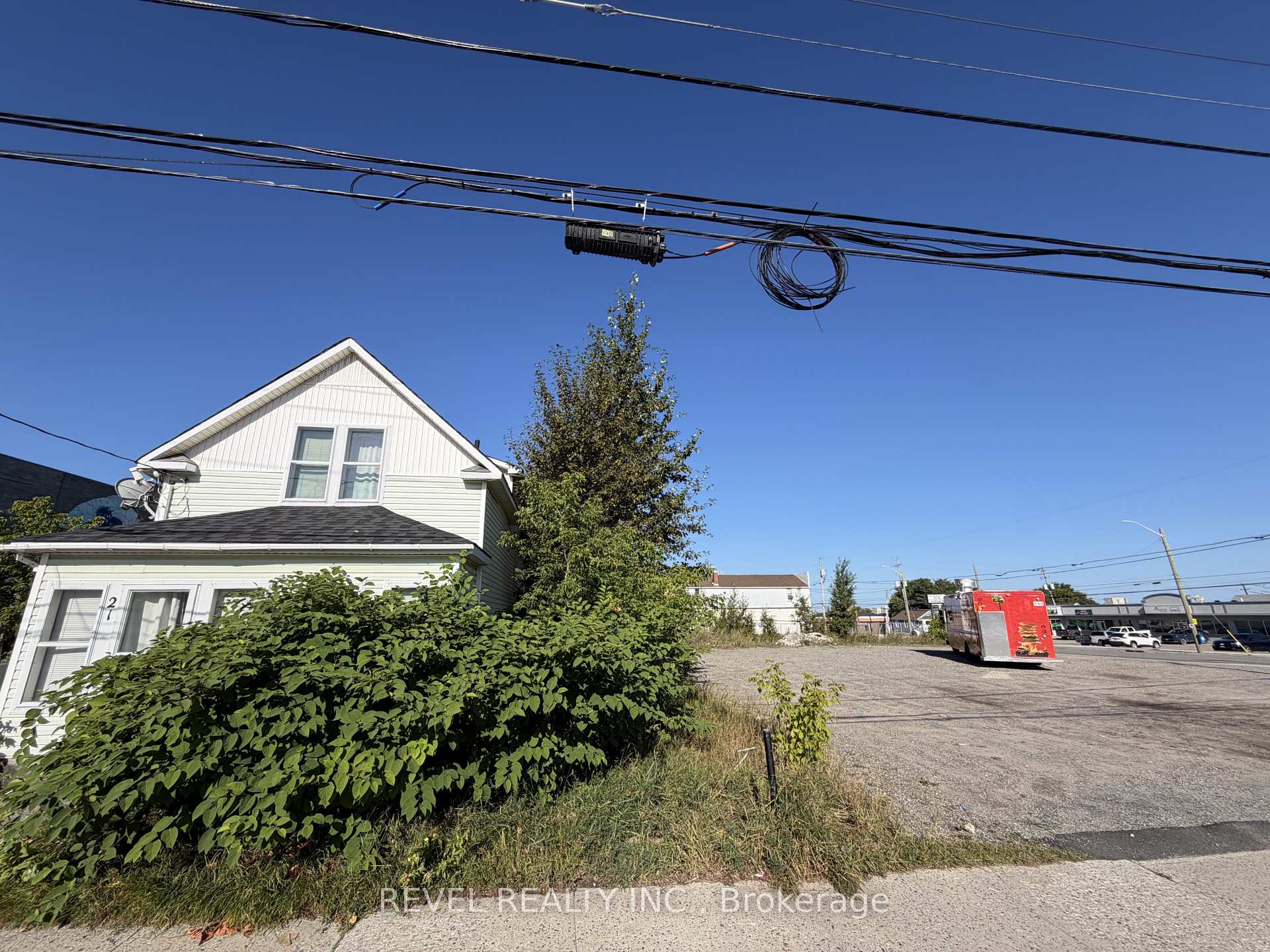 Photo 3 of 21 Birch Street S, Timmins, TNE - North — HOMEH