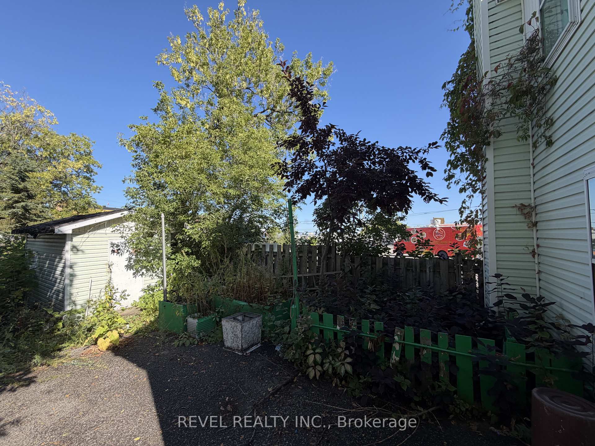 Photo 8 of 21 Birch Street S, Timmins, TNE - North — HOMEH