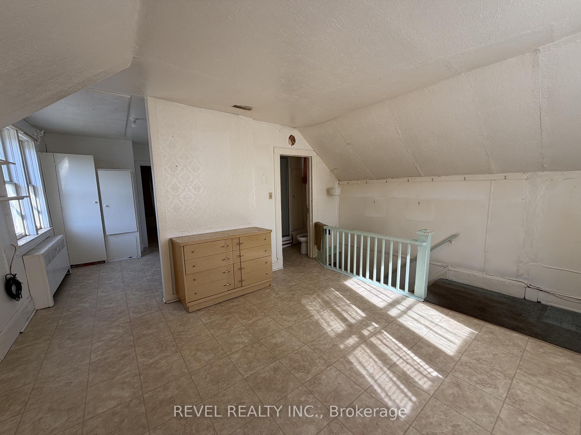 Photo 18 of 21 Birch Street S, Timmins, TNE - North — HOMEH