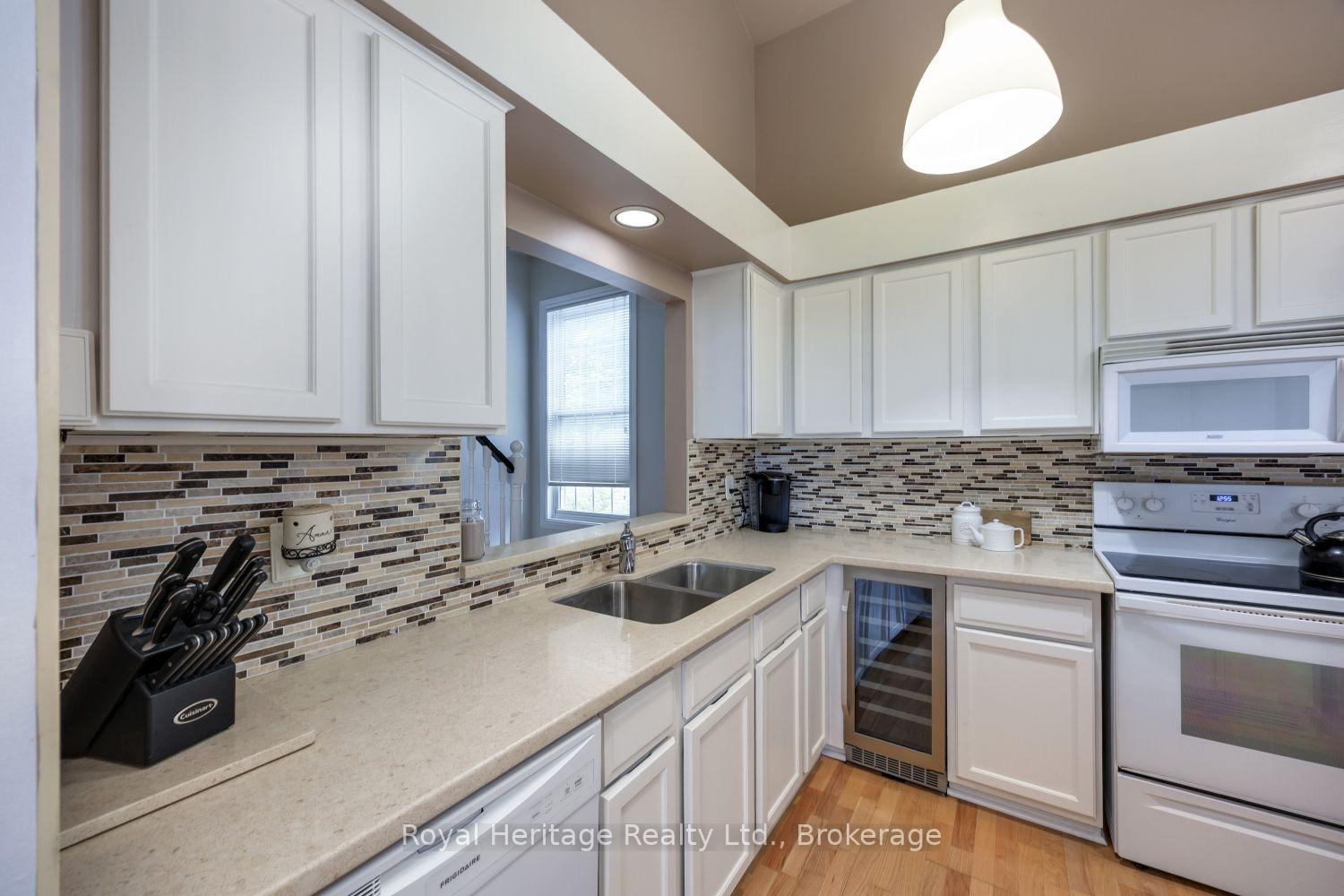 Photo 42 of 1665 Nash E-16 Drive, Clarington, Courtice — HOMEH
