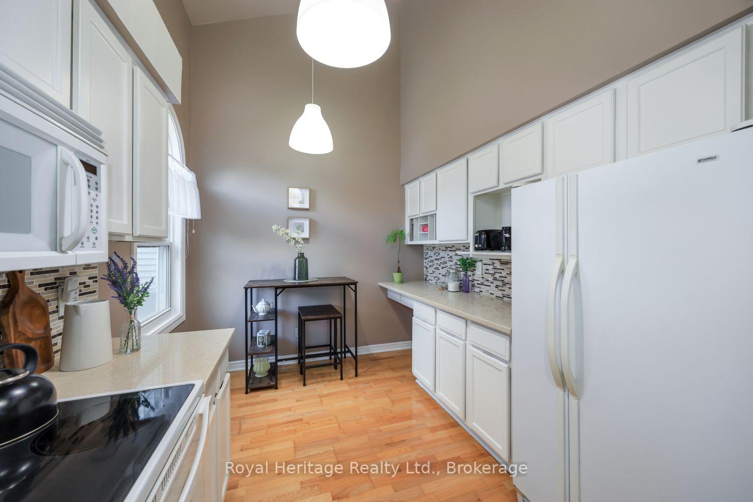 Photo 45 of 1665 Nash E-16 Drive, Clarington, Courtice — HOMEH