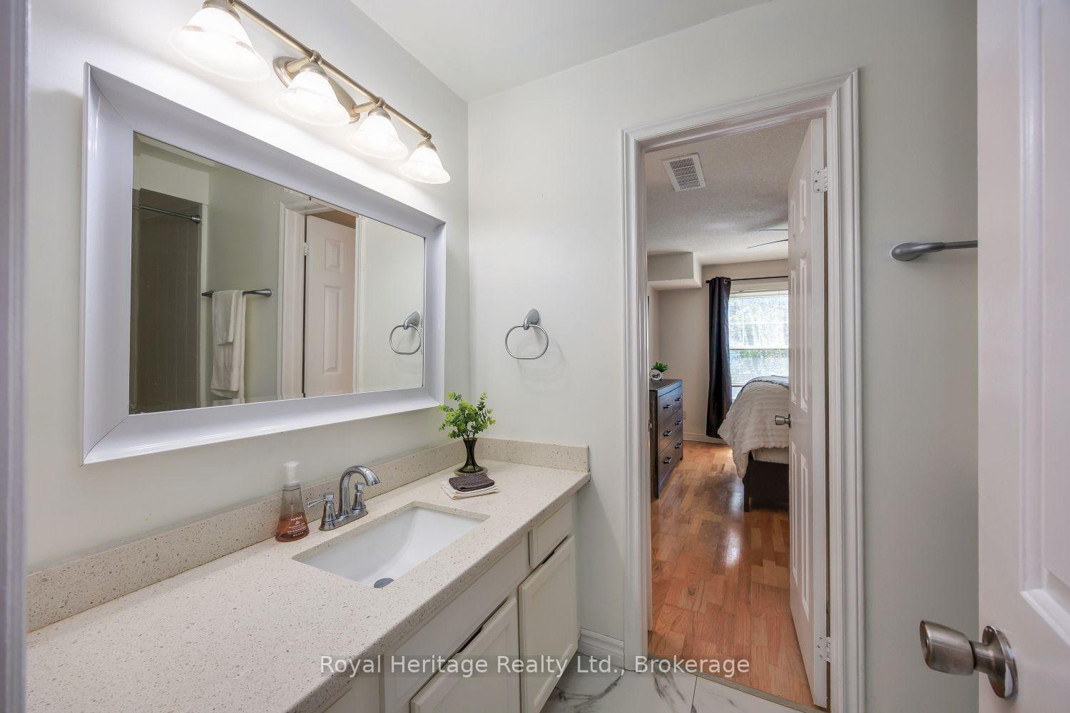 Photo 57 of 1665 Nash E-16 Drive, Clarington, Courtice — HOMEH