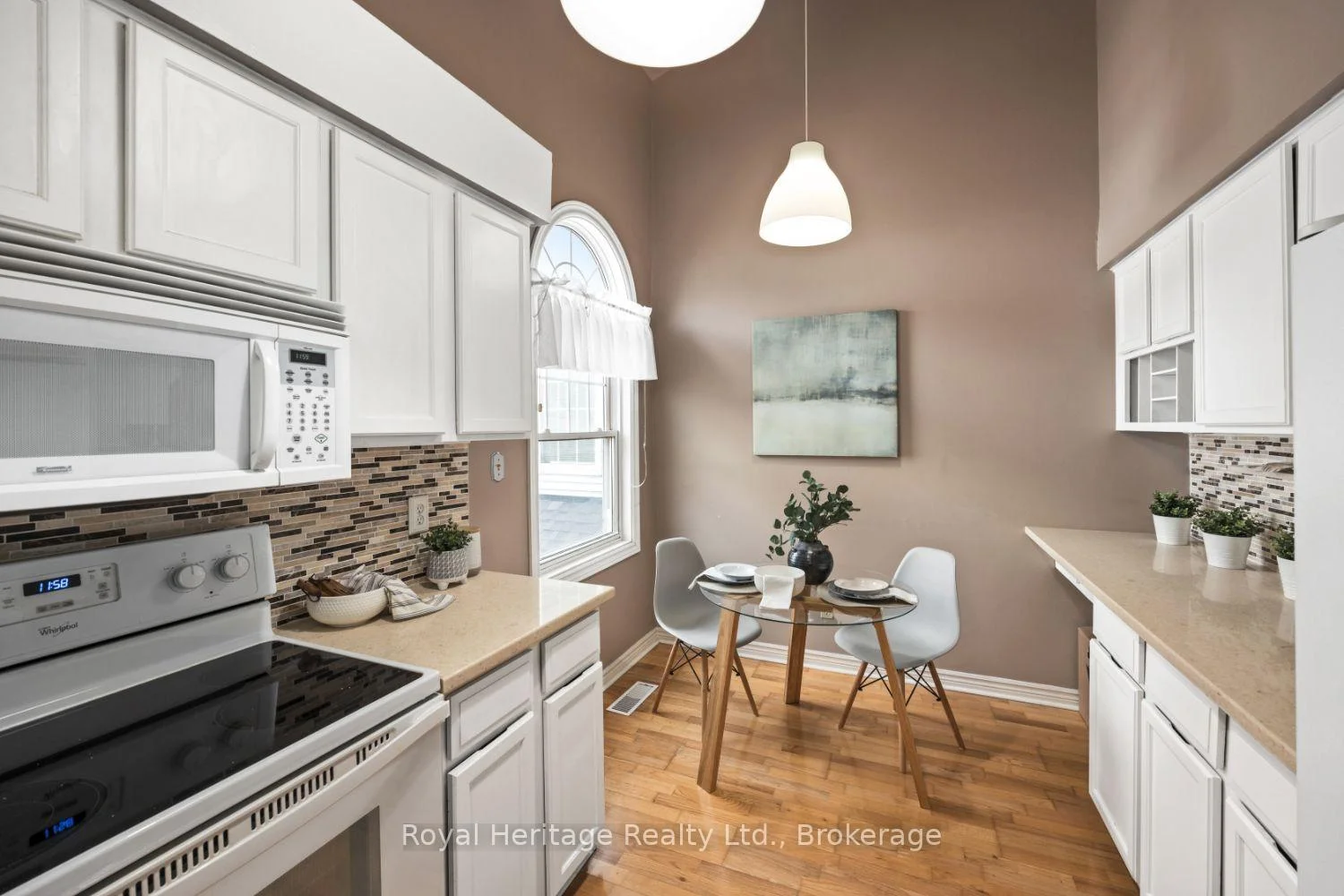 Photo 36 of 1665 Nash E-16 Drive, Clarington, Courtice — HOMEH