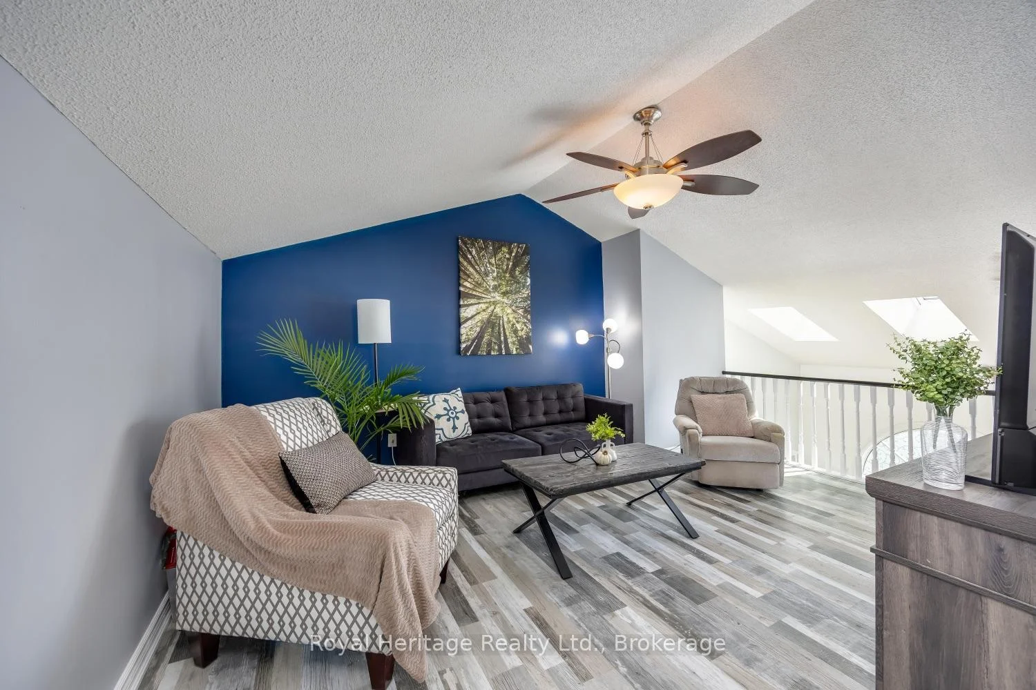 Photo 65 of 1665 Nash E-16 Drive, Clarington, Courtice — HOMEH