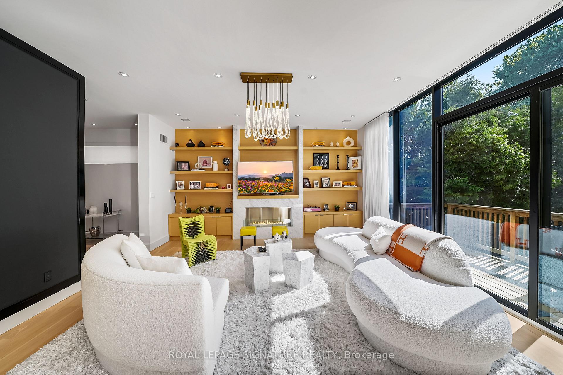 Photo 17 of 17 Nesbitt Drive, Toronto, Rosedale-Moore Park — HOMEH