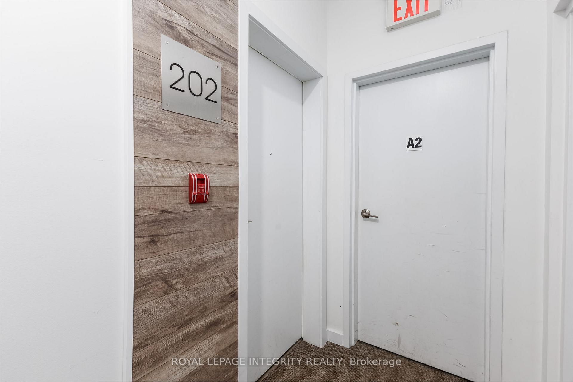 Photo 5 of Unit 202, 1308 Thames Street, Ottawa, Carlington — HOMEH