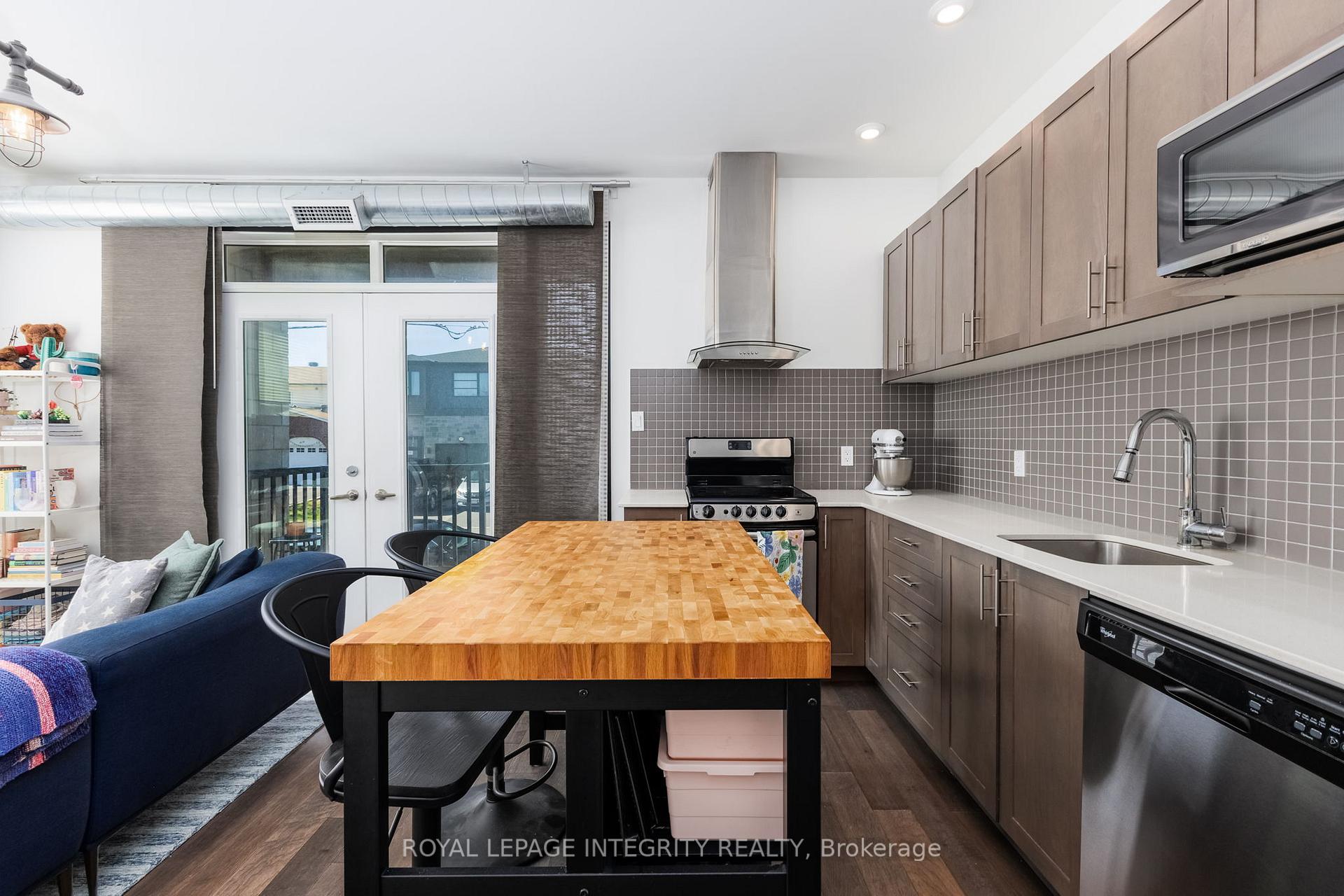 Photo 8 of Unit 202, 1308 Thames Street, Ottawa, Carlington — HOMEH