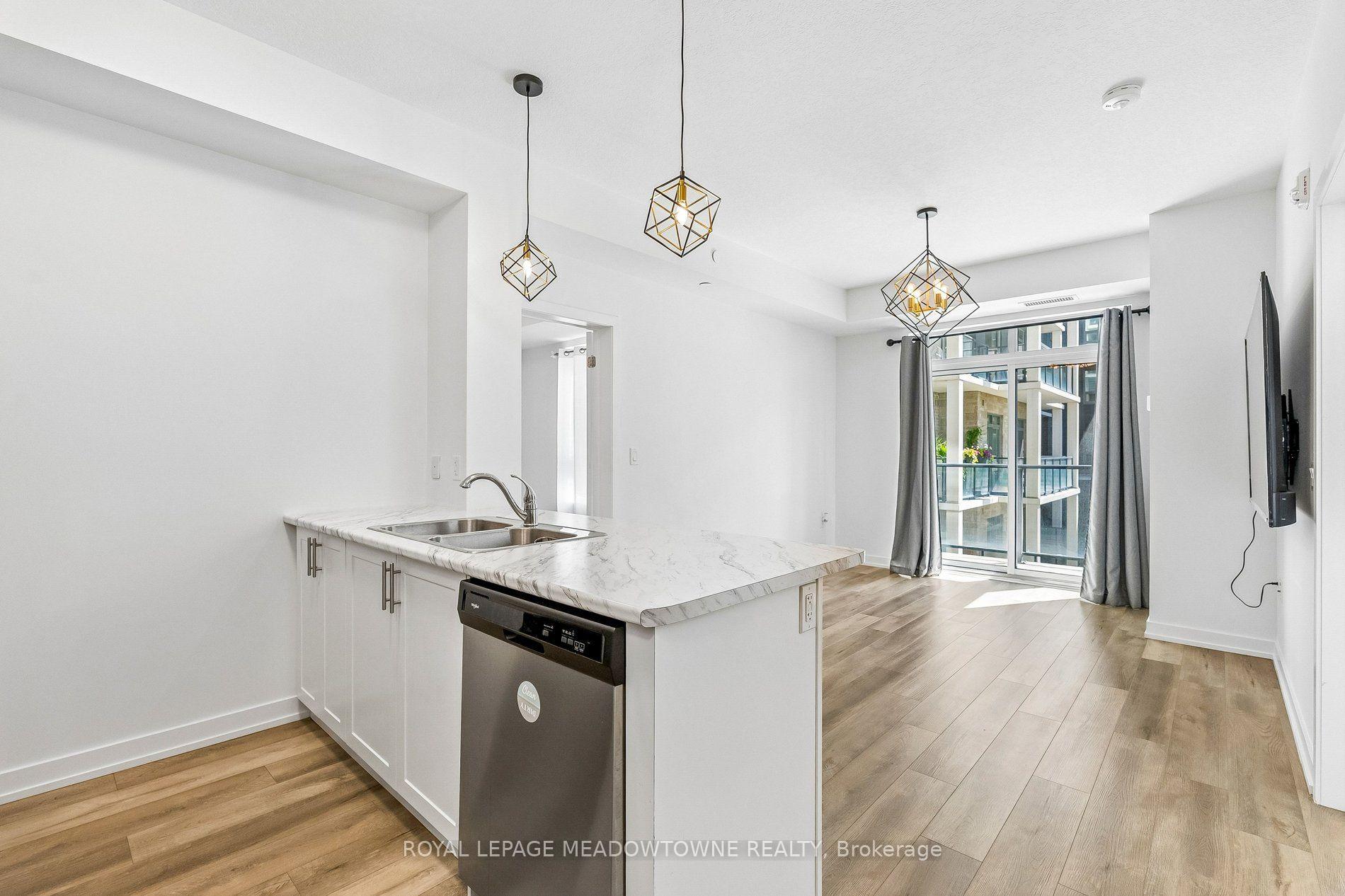 Photo 11 of Unit 238, 5055 Greenlane Road E, Lincoln, Lincoln Lake — HOMEH