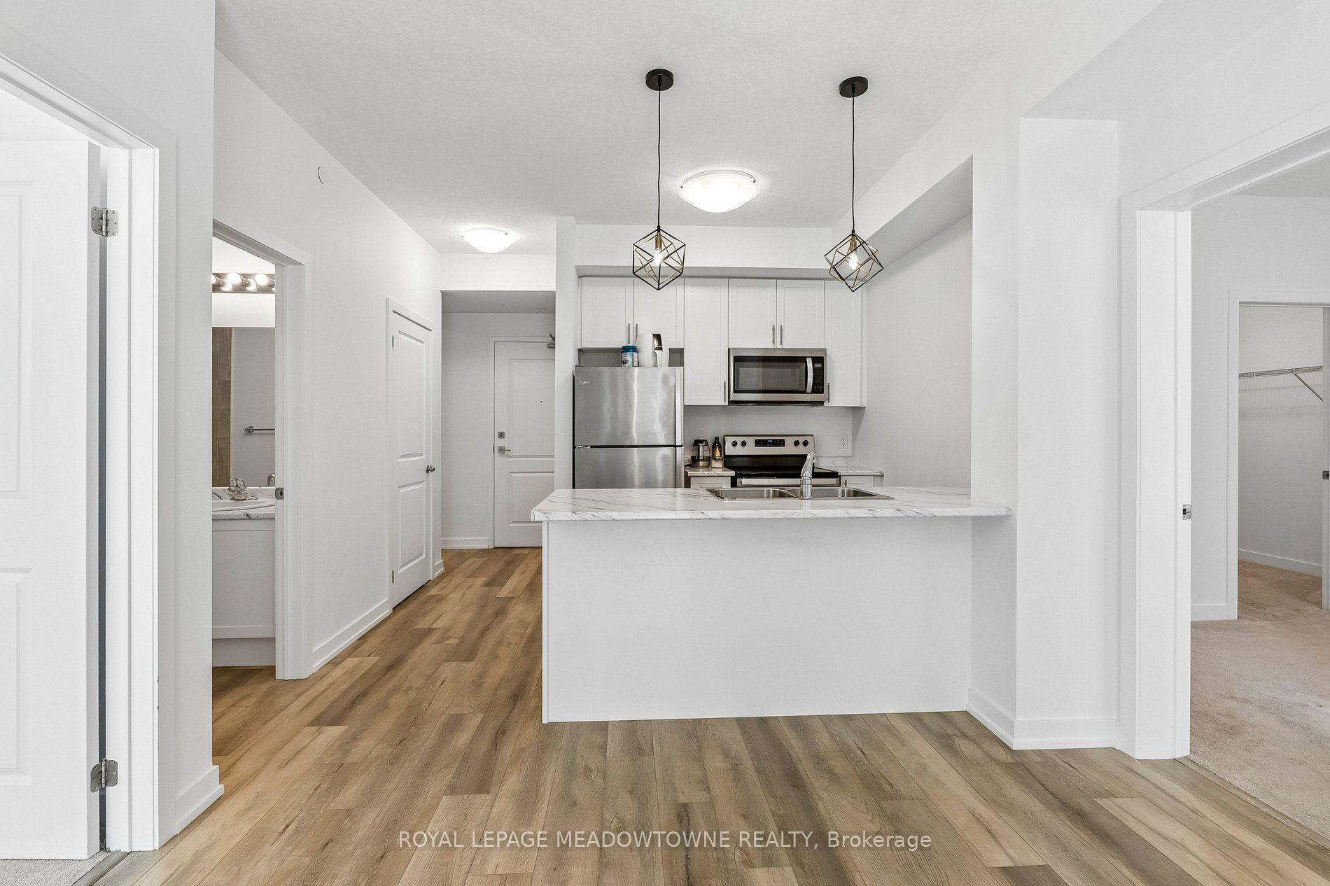 Photo 15 of Unit 238, 5055 Greenlane Road E, Lincoln, Lincoln Lake — HOMEH