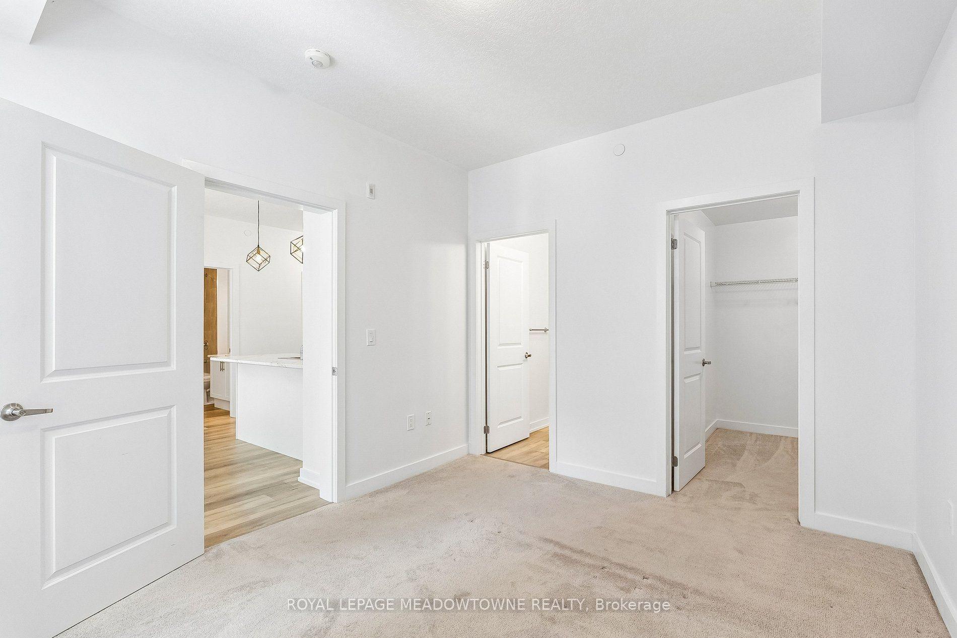 Photo 23 of Unit 238, 5055 Greenlane Road E, Lincoln, Lincoln Lake — HOMEH
