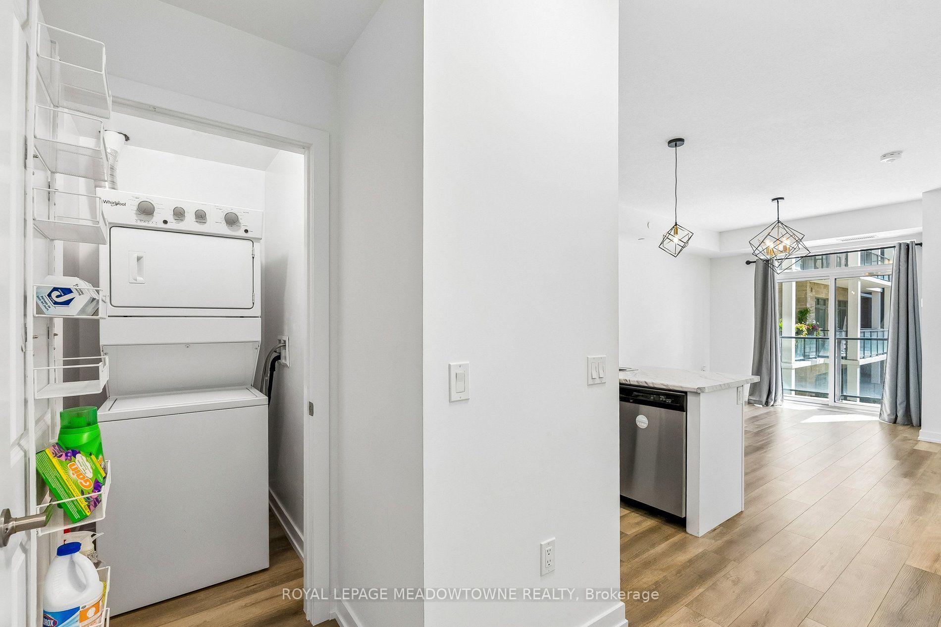 Photo 33 of Unit 238, 5055 Greenlane Road E, Lincoln, Lincoln Lake — HOMEH