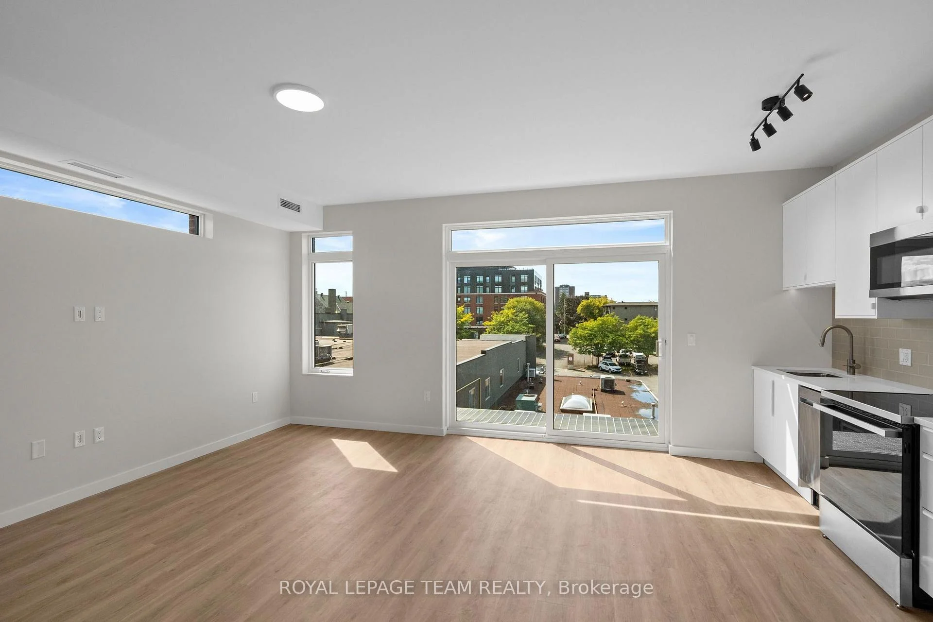 Photo 16 of Unit 303, 370 Athlone Avenue, Ottawa, Westboro South — HOMEH