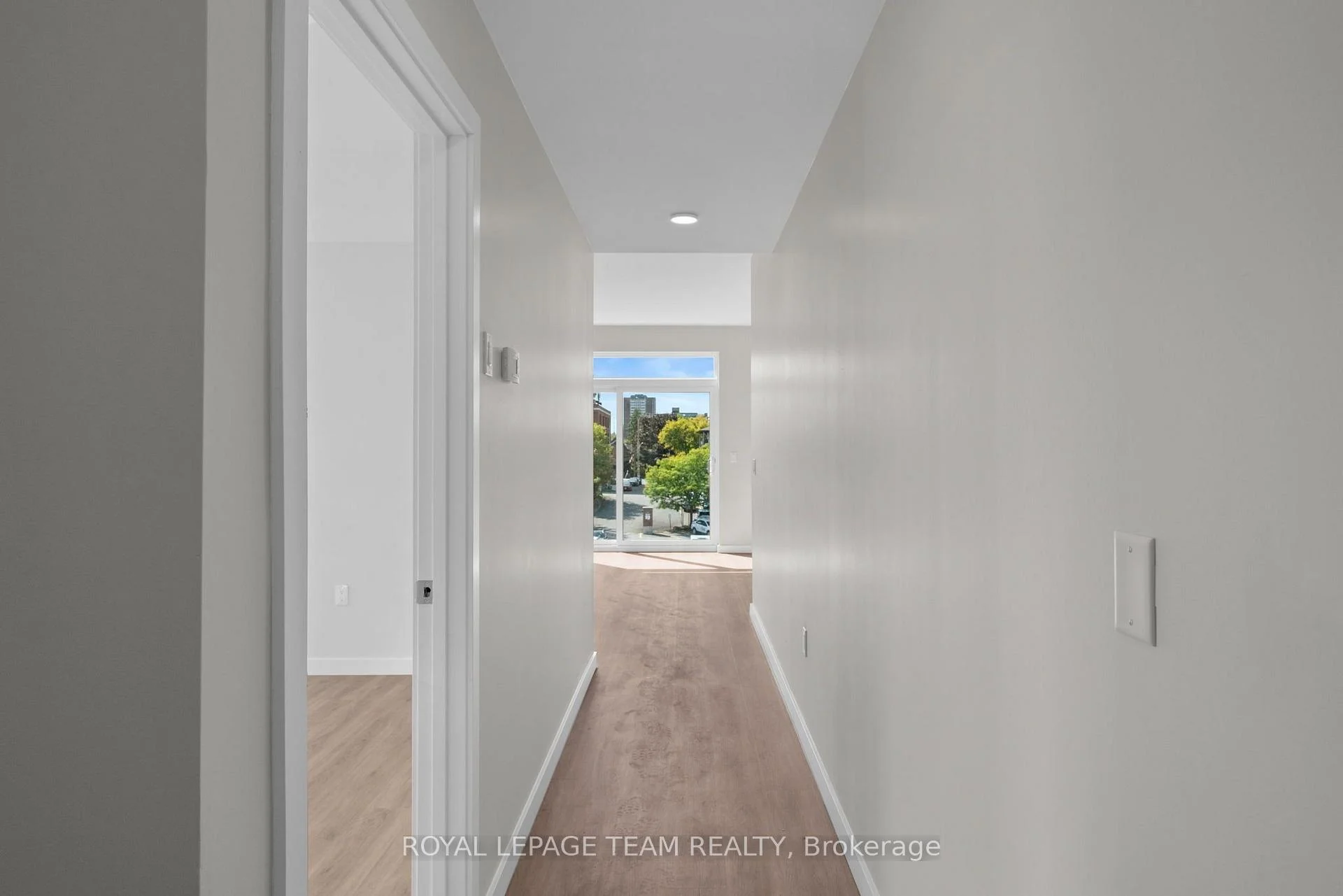 Photo 19 of Unit 303, 370 Athlone Avenue, Ottawa, Westboro South — HOMEH