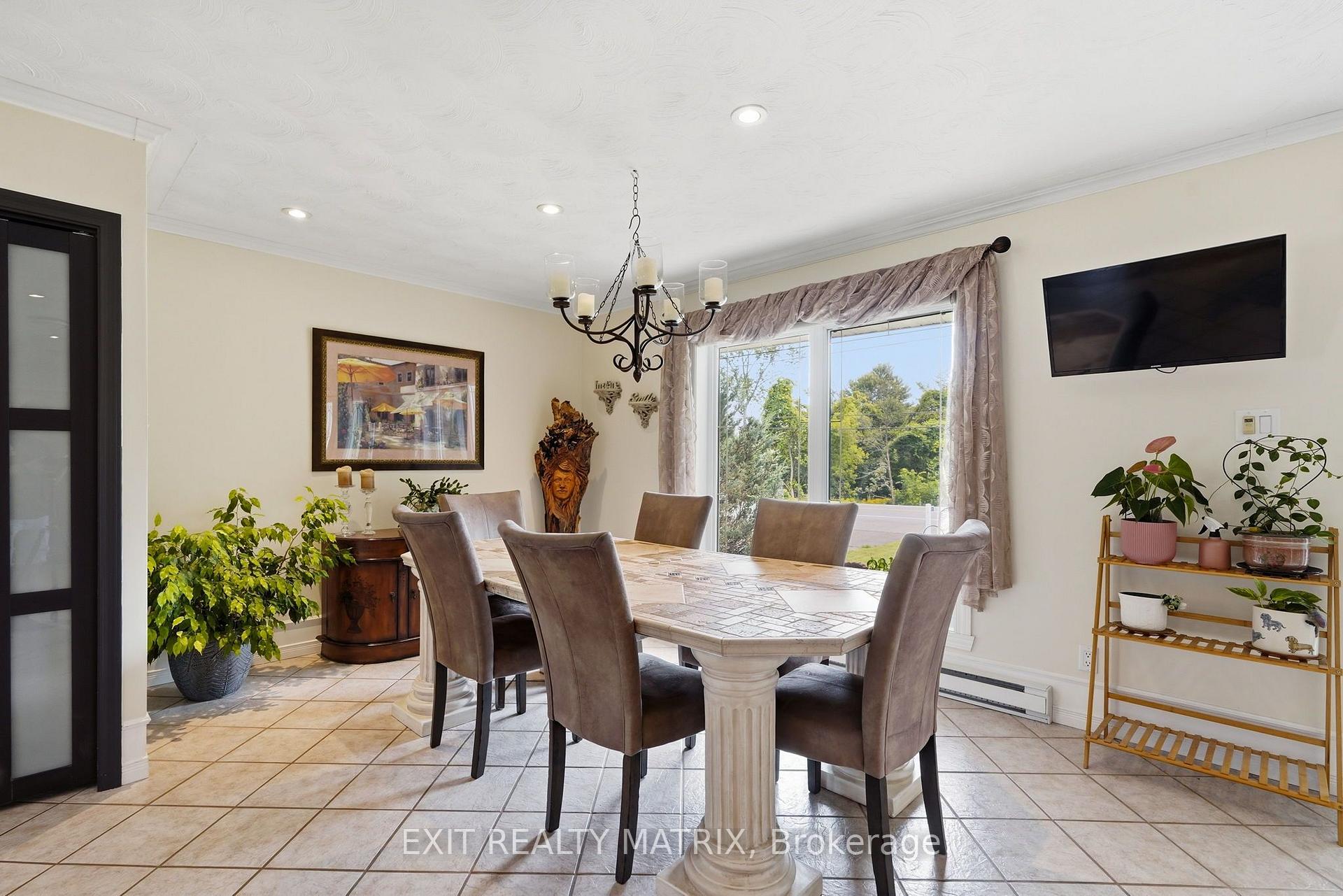 Photo 10 of 554 Front Road, Champlain, Champlain Twp — HOMEH
