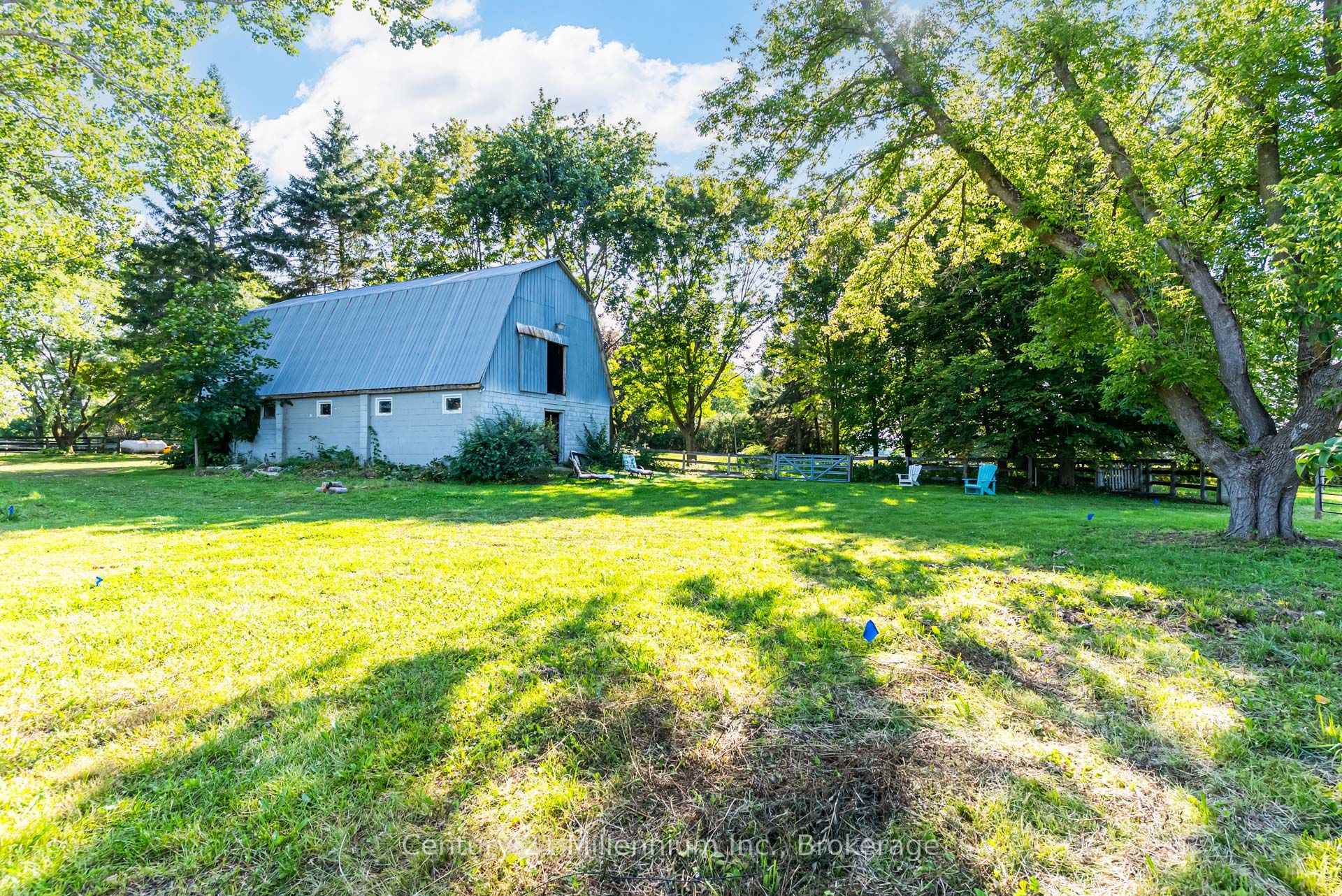 Photo 24 of 1851 6 Concession N, Clearview, Rural Clearview — HOMEH