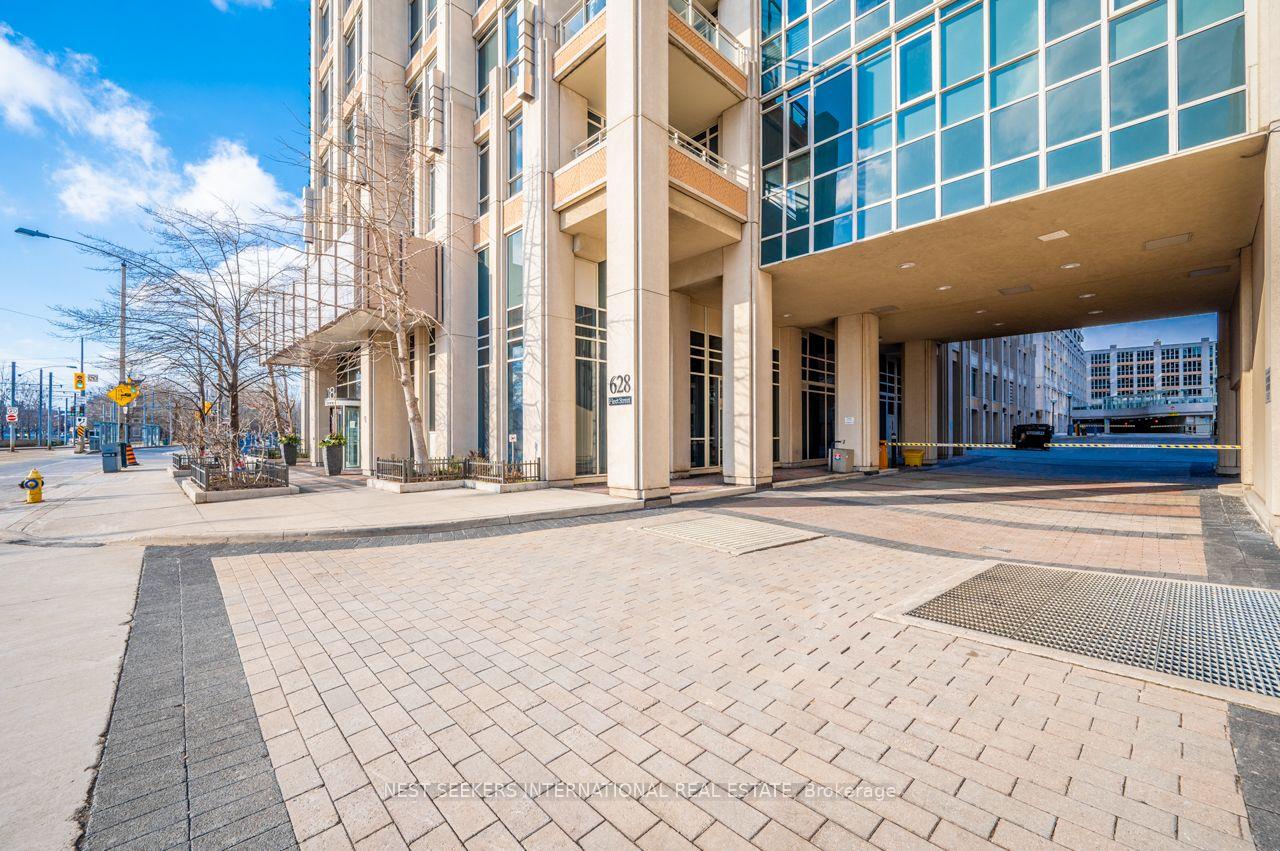 Photo 2 of Unit 634, 628 Fleet Street, Toronto, Niagara — HOMEH