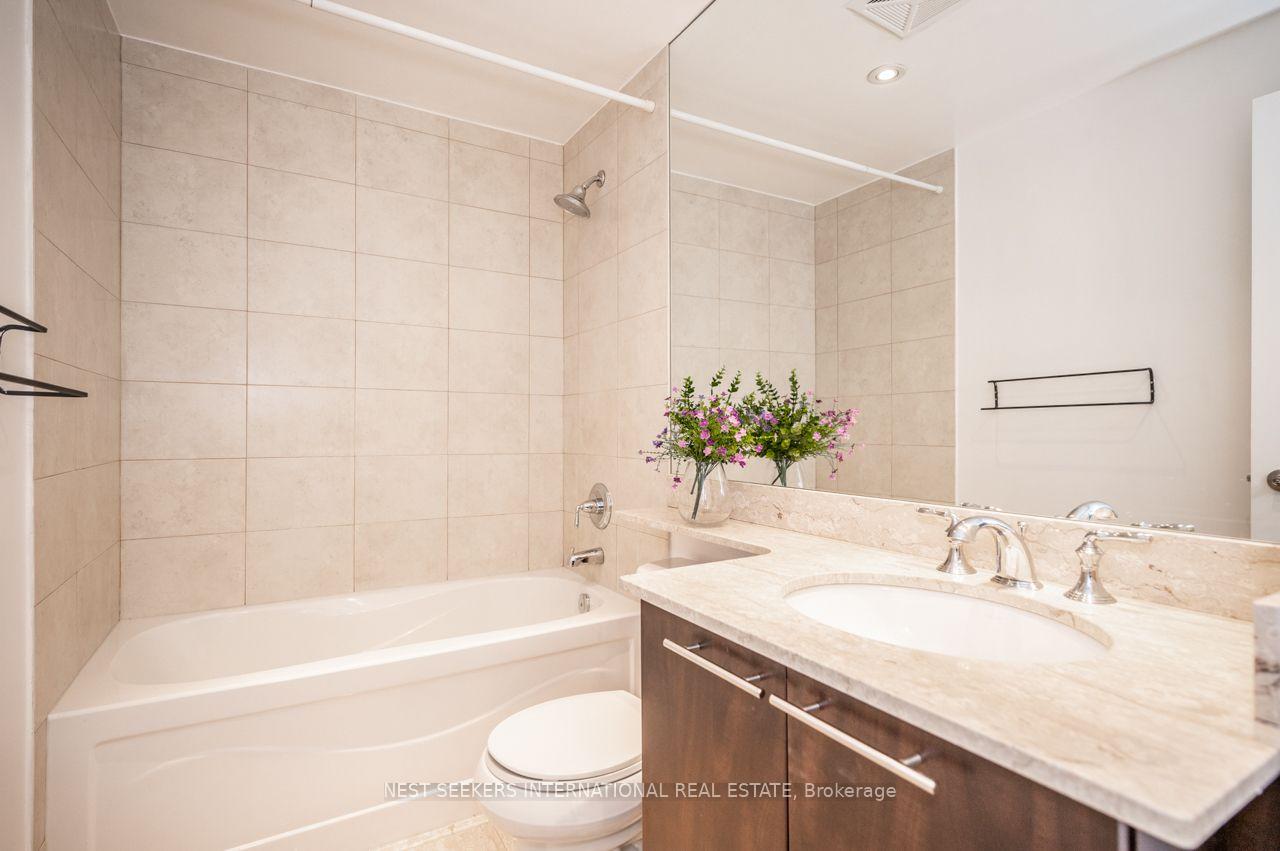 Photo 5 of Unit 634, 628 Fleet Street, Toronto, Niagara — HOMEH