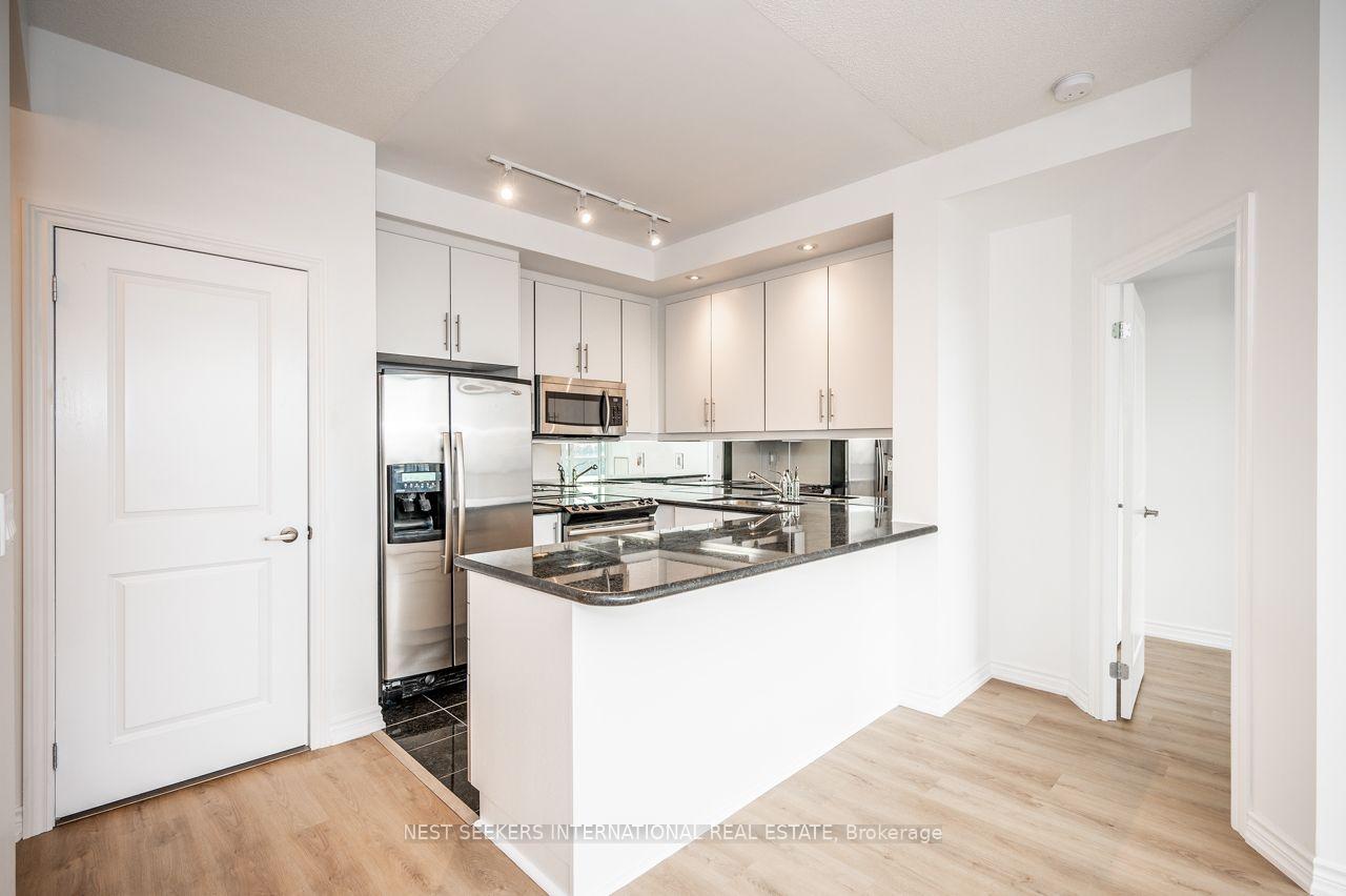Photo 13 of Unit 634, 628 Fleet Street, Toronto, Niagara — HOMEH