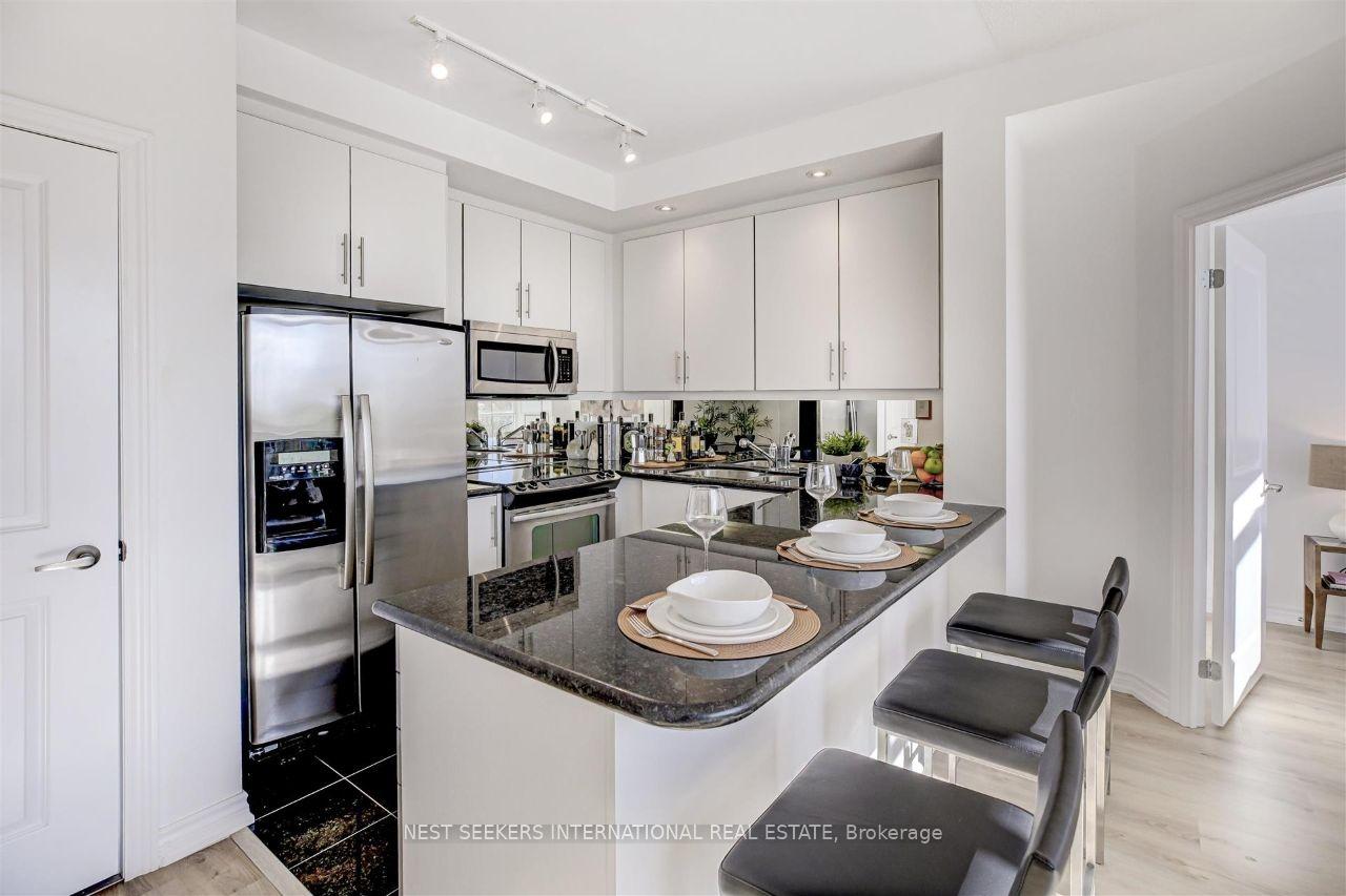 Photo 14 of Unit 634, 628 Fleet Street, Toronto, Niagara — HOMEH