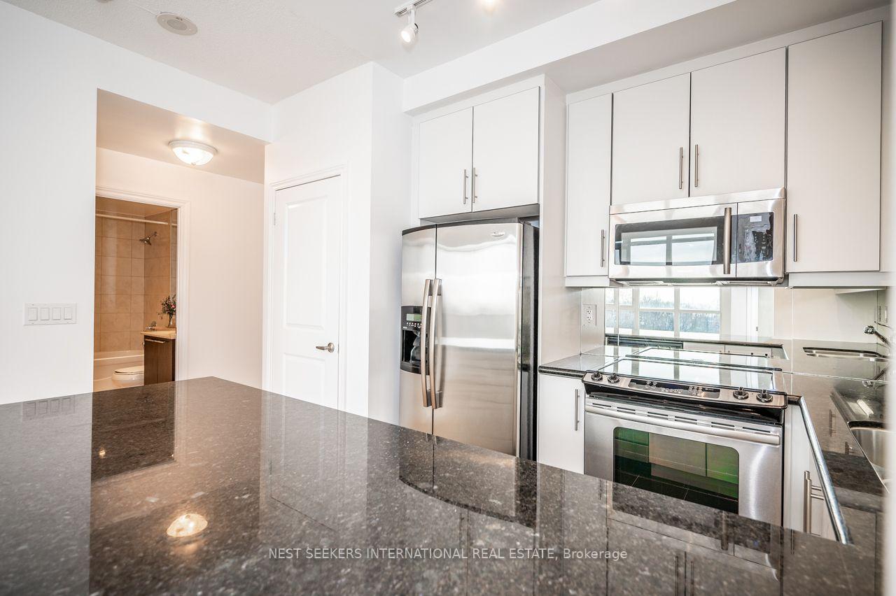 Photo 16 of Unit 634, 628 Fleet Street, Toronto, Niagara — HOMEH