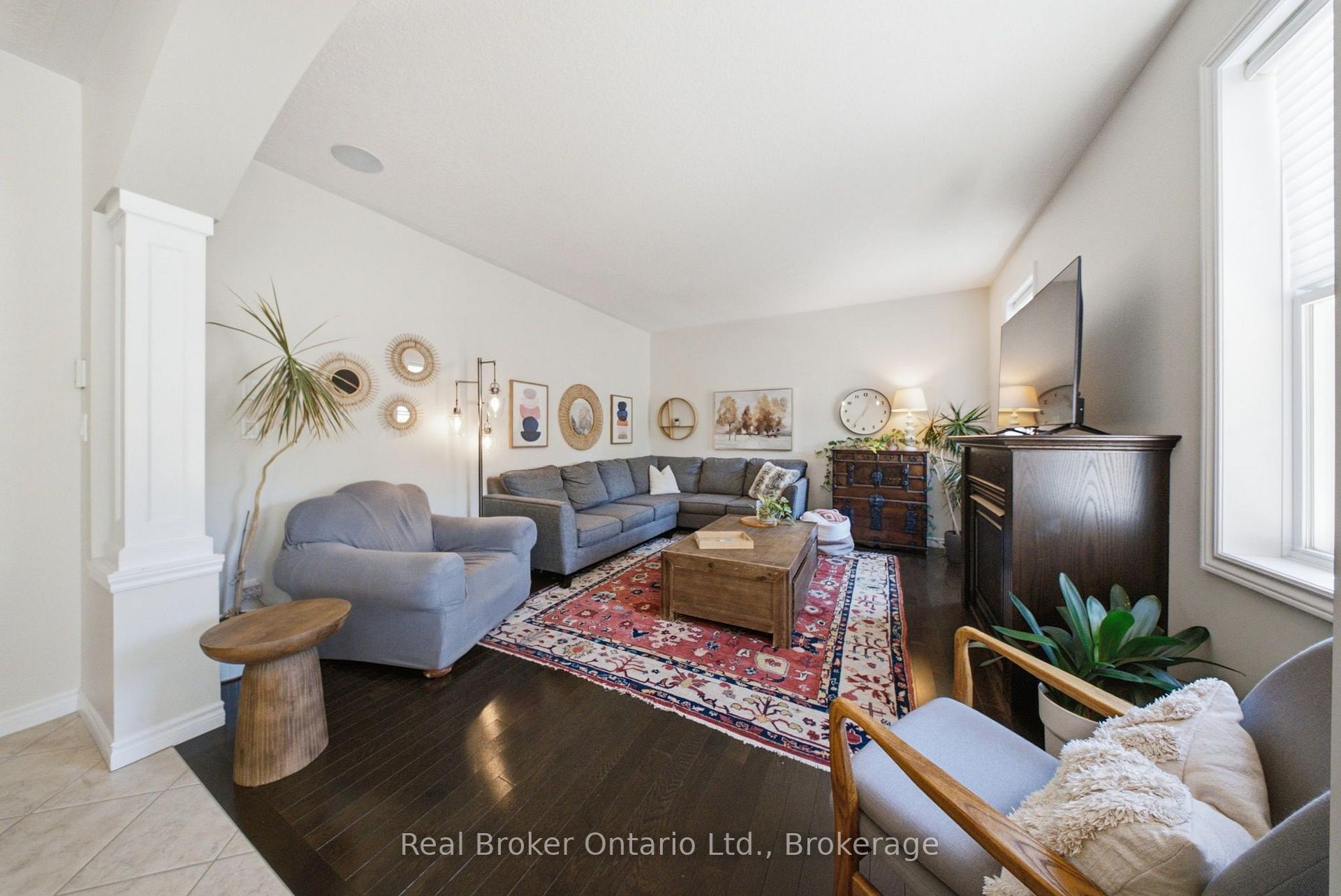 Photo 15 of 65 Amsterdam Crescent, Guelph, Pineridge/Westminster Woods — HOMEH