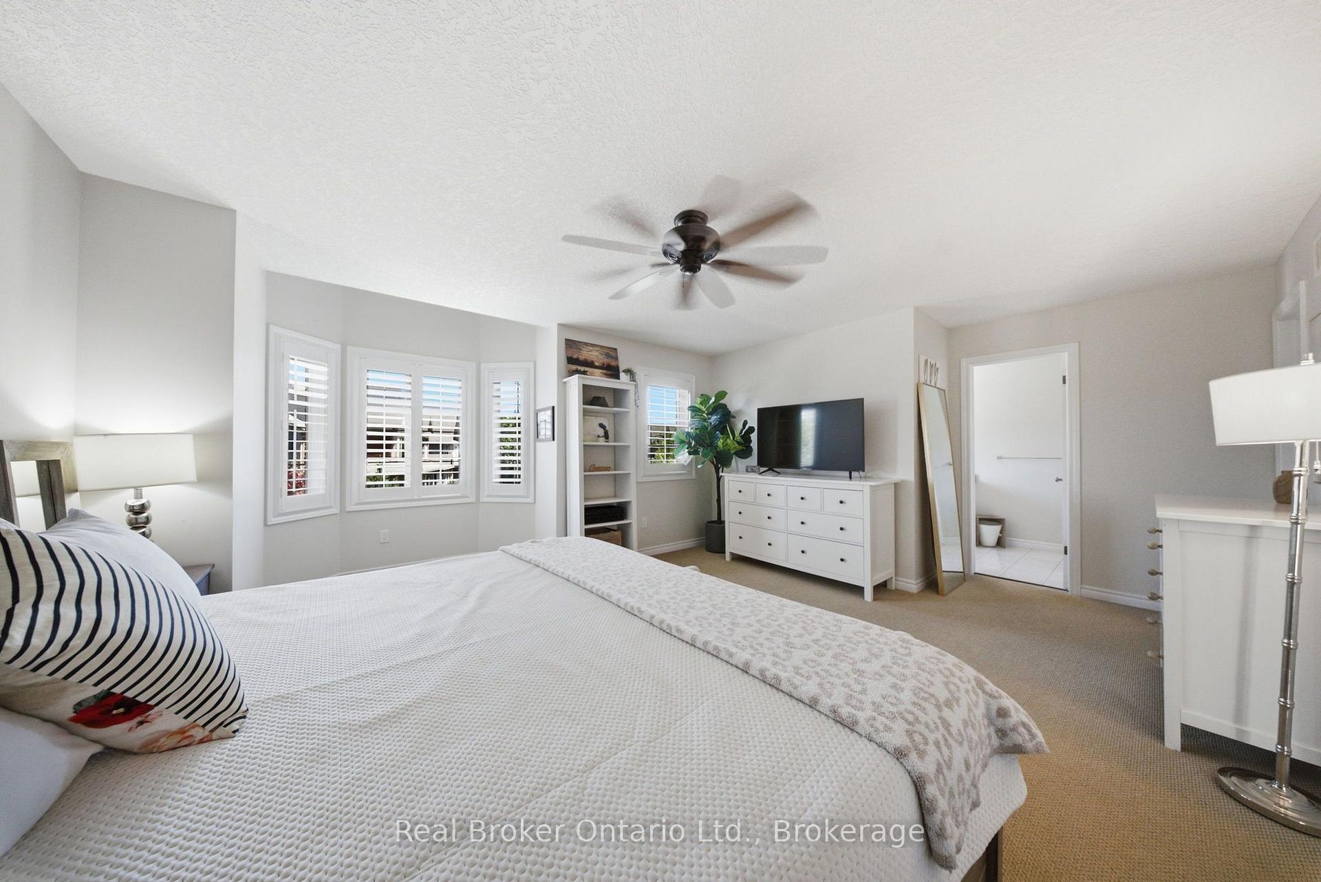 Photo 27 of 65 Amsterdam Crescent, Guelph, Pineridge/Westminster Woods — HOMEH