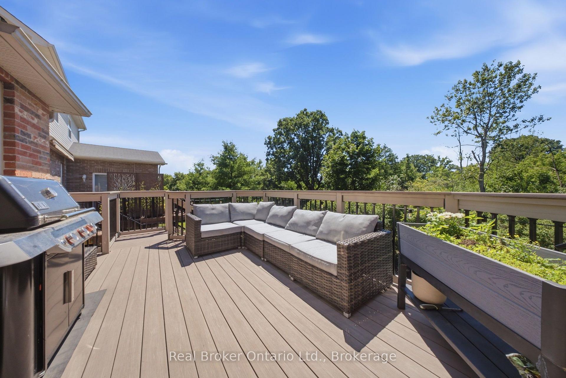 Photo 36 of 65 Amsterdam Crescent, Guelph, Pineridge/Westminster Woods — HOMEH