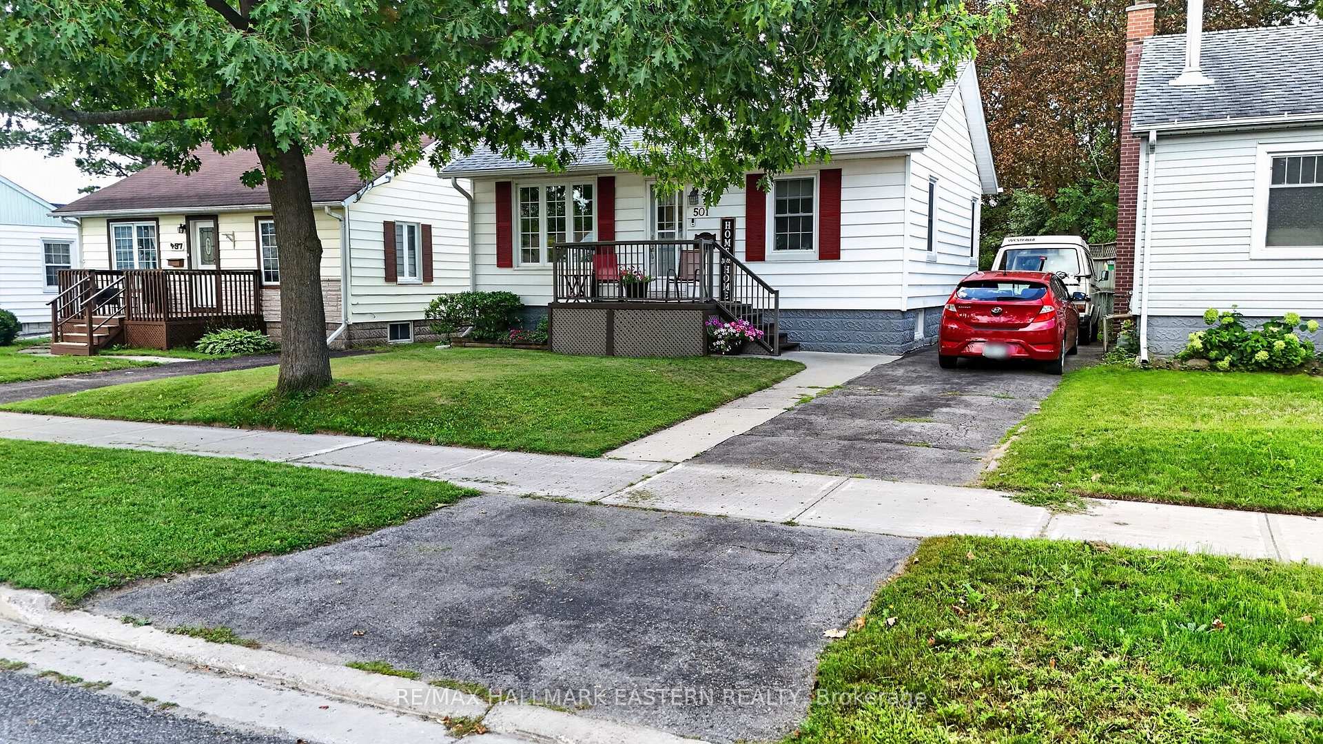 Photo 1 of 501 Glengarry Avenue, Peterborough, Northcrest Ward 5 — HOMEH