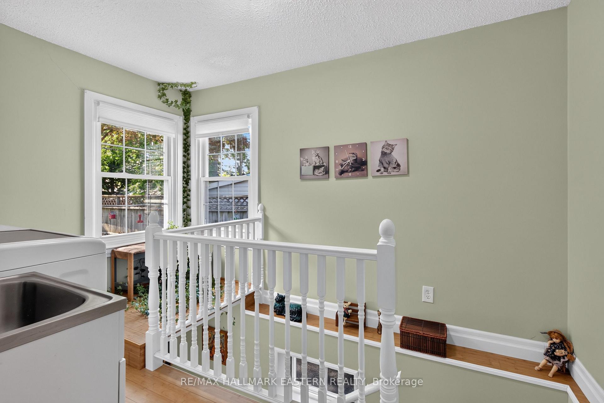 Photo 19 of 501 Glengarry Avenue, Peterborough, Northcrest Ward 5 — HOMEH