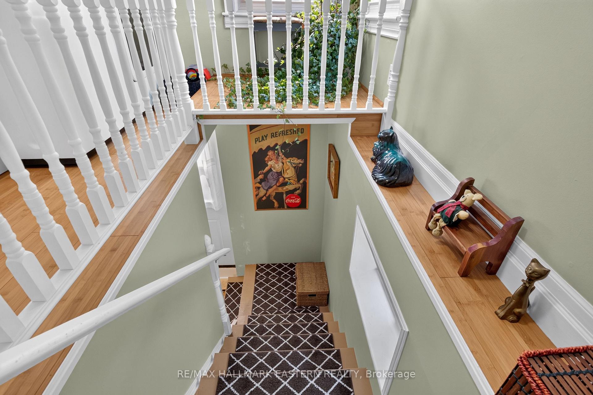 Photo 20 of 501 Glengarry Avenue, Peterborough, Northcrest Ward 5 — HOMEH