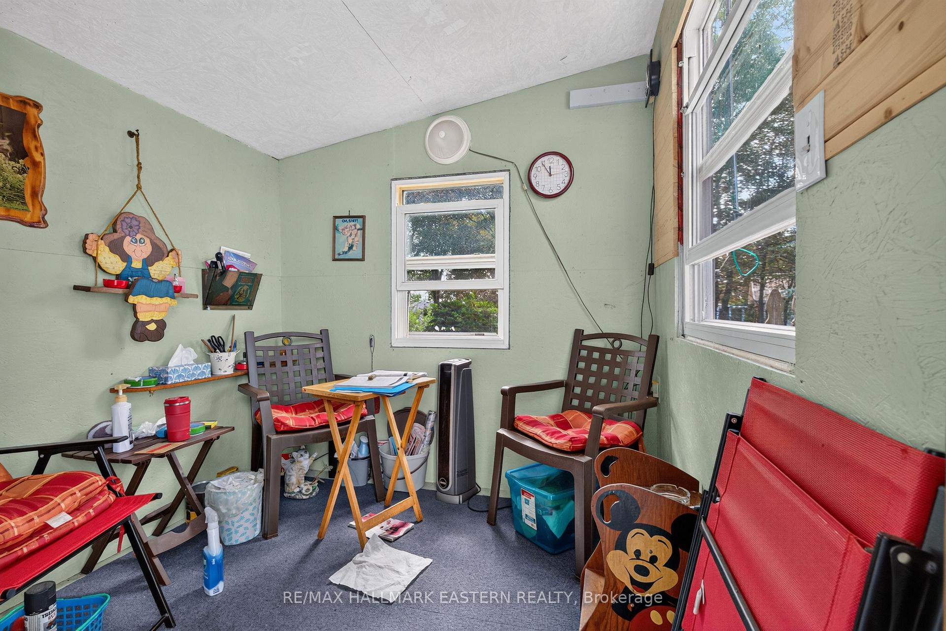 Photo 29 of 501 Glengarry Avenue, Peterborough, Northcrest Ward 5 — HOMEH