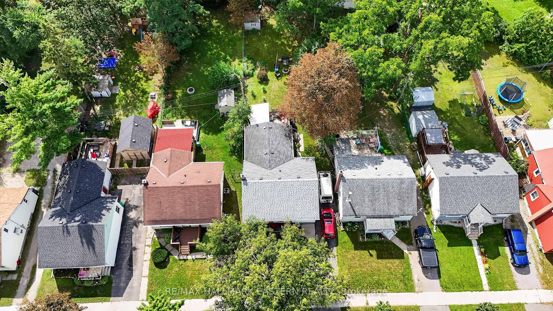 Photo 34 of 501 Glengarry Avenue, Peterborough, Northcrest Ward 5 — HOMEH