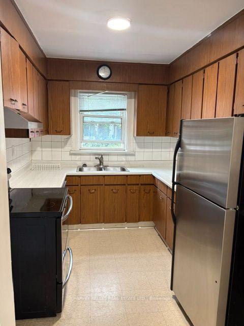 Photo 10 of Unit 1, 1661 Bathurst Street, Toronto, Forest Hill South — HOMEH