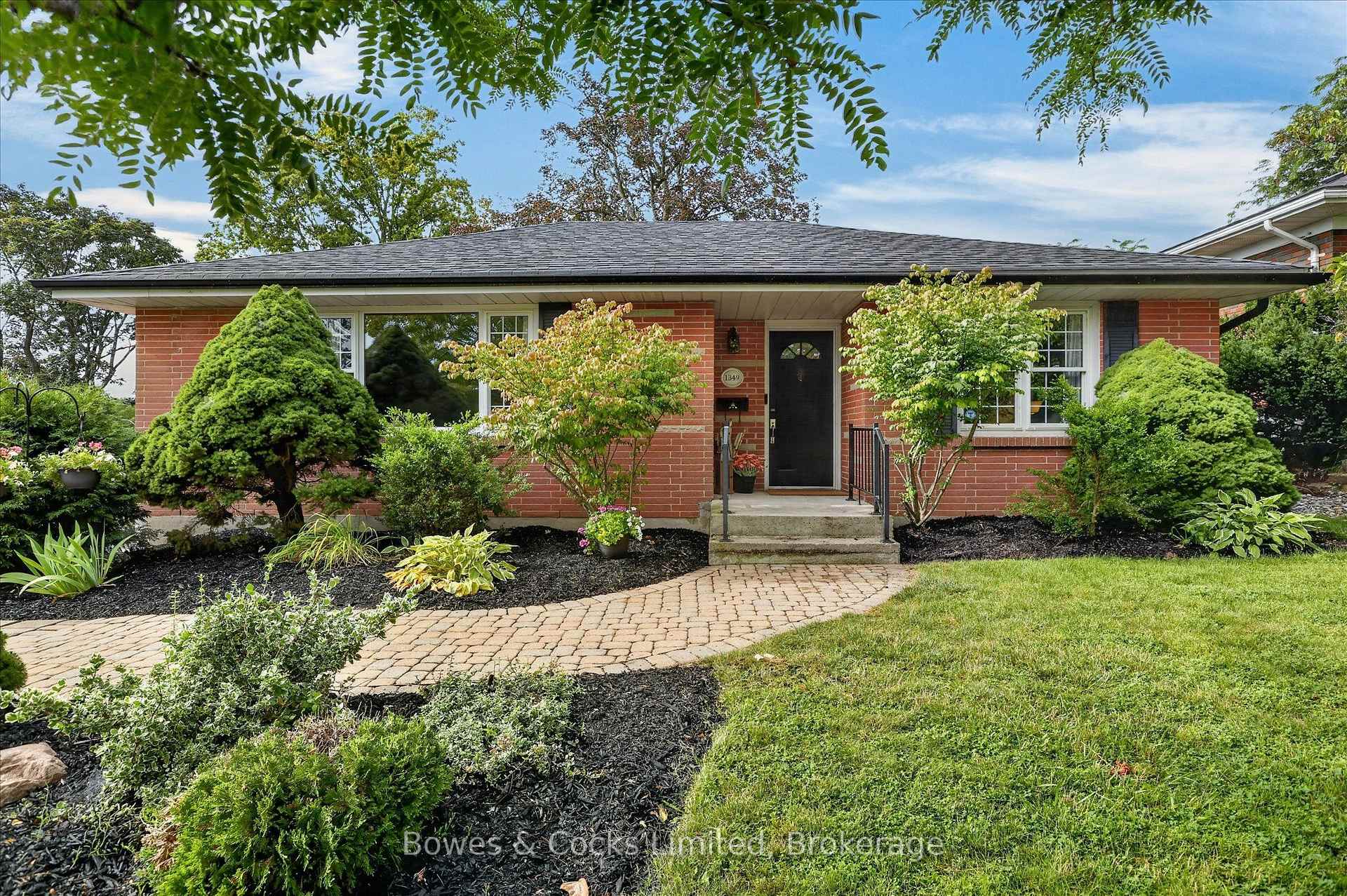Photo 1 of 1349 Holloway Drive, Peterborough, Town Ward 3 — HOMEH