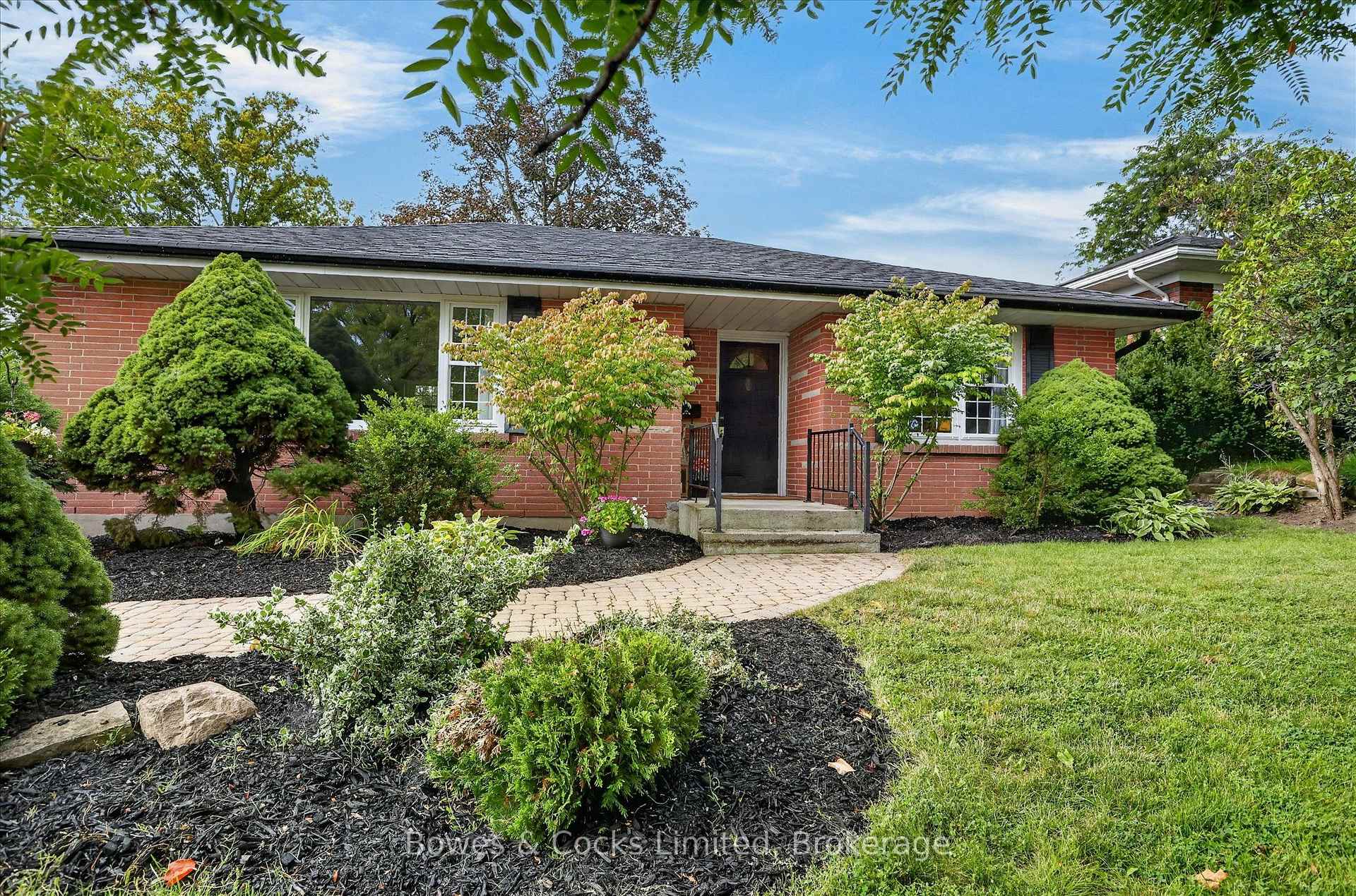 Photo 36 of 1349 Holloway Drive, Peterborough, Town Ward 3 — HOMEH