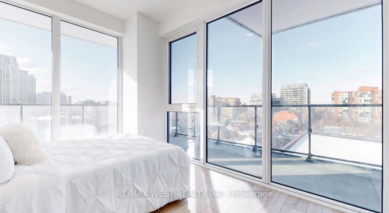 Photo 2 of Unit 707, 9 Tecumseth Street, Toronto, Niagara — HOMEH