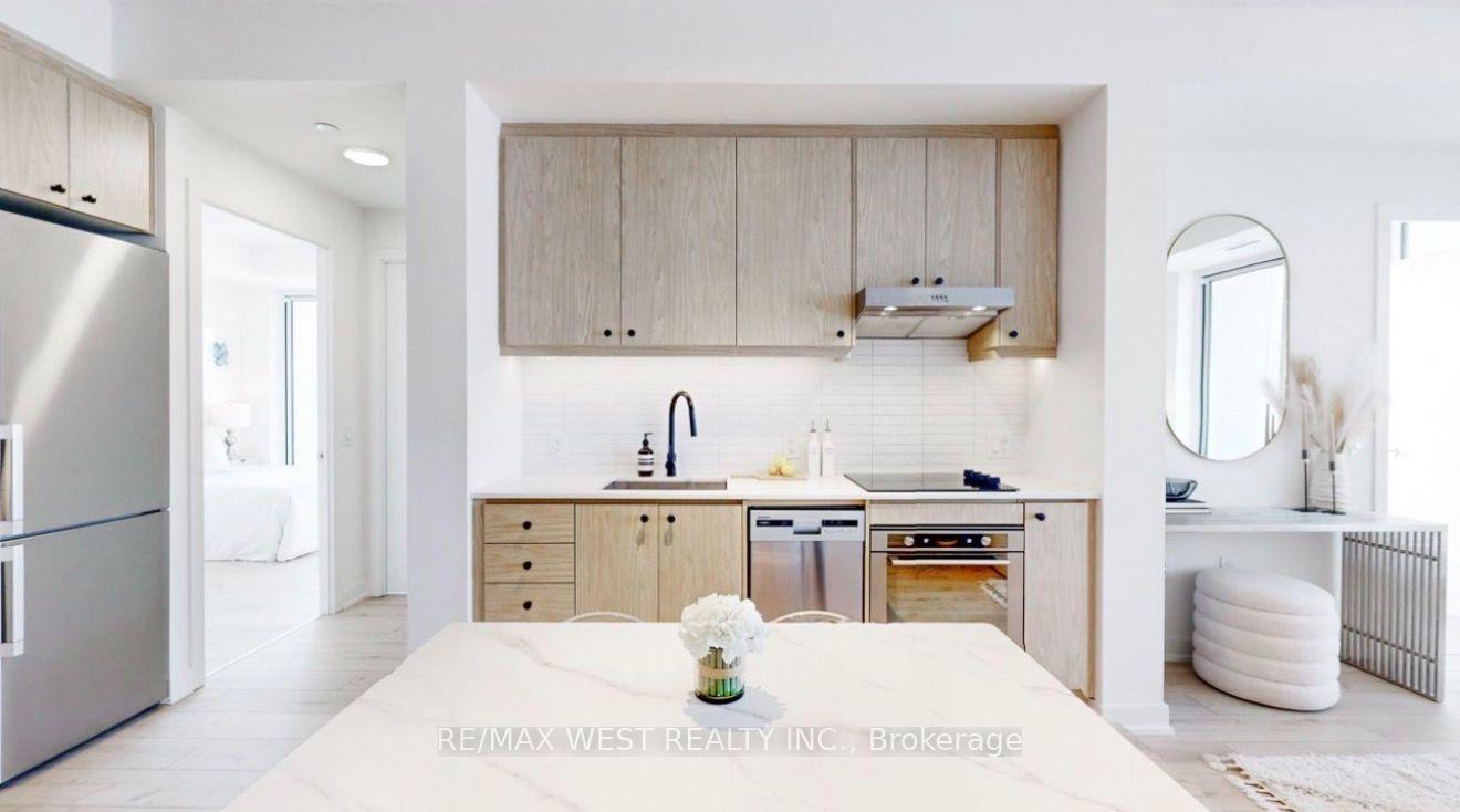 Photo 9 of Unit 707, 9 Tecumseth Street, Toronto, Niagara — HOMEH