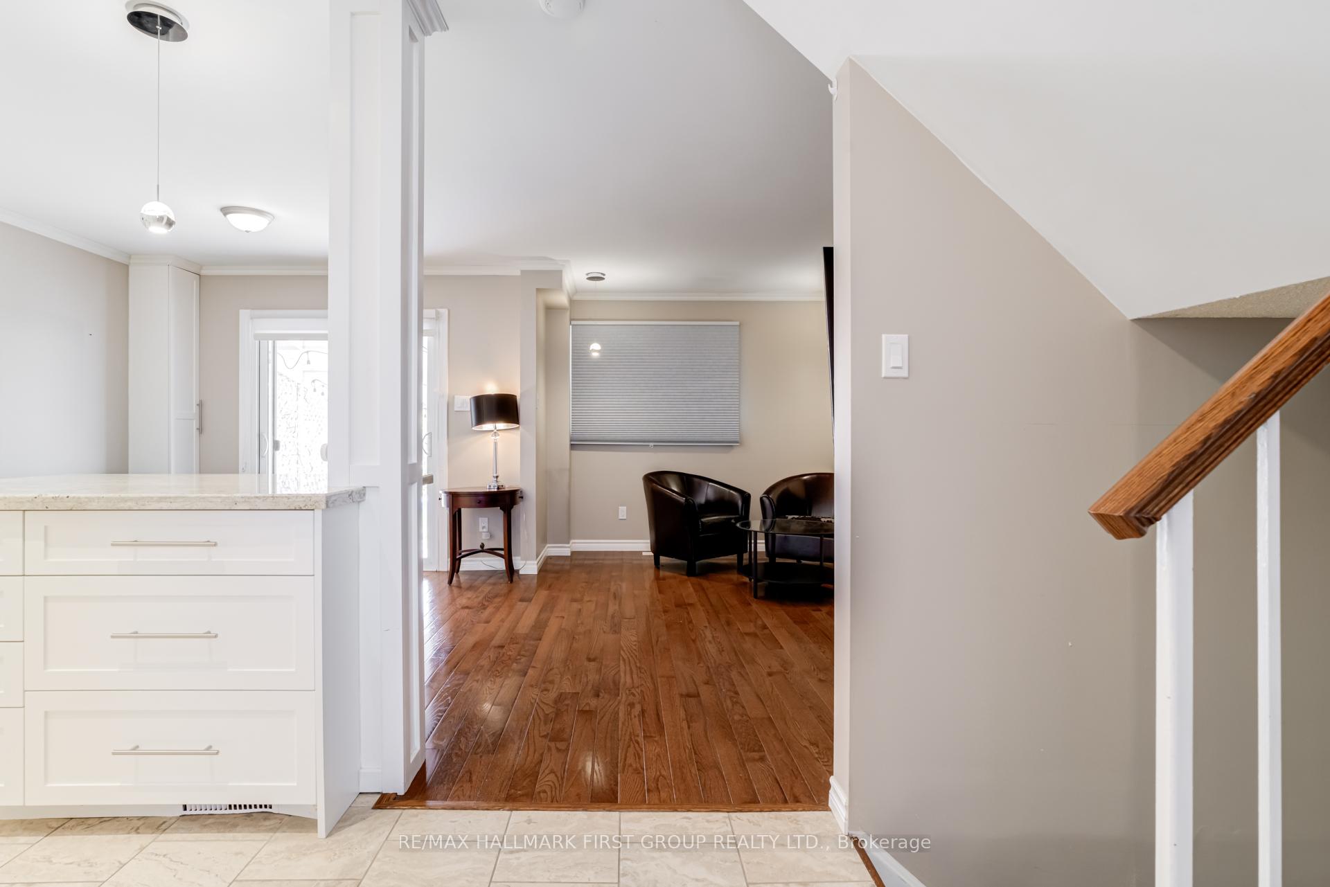 Photo 2 of 30 Stockbridge Crescent, Ajax, Central West — HOMEH
