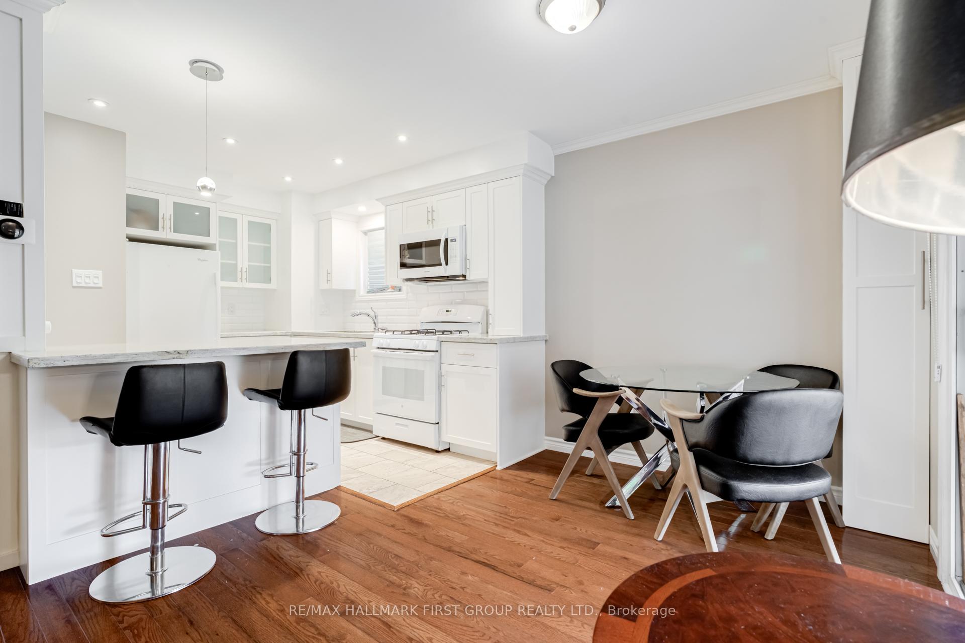 Photo 4 of 30 Stockbridge Crescent, Ajax, Central West — HOMEH