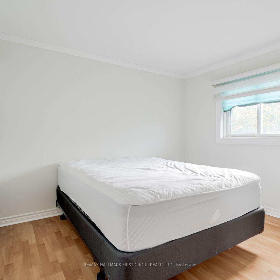 Photo 8 of 30 Stockbridge Crescent, Ajax, Central West — HOMEH