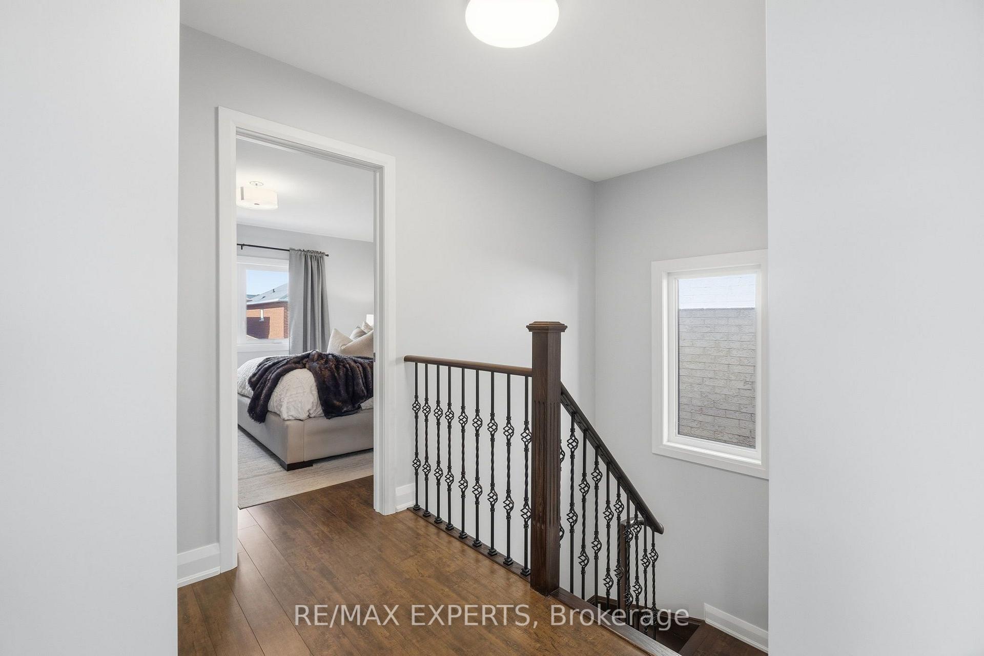 Photo 15 of 46 Princeton Gate, Vaughan, Maple — HOMEH