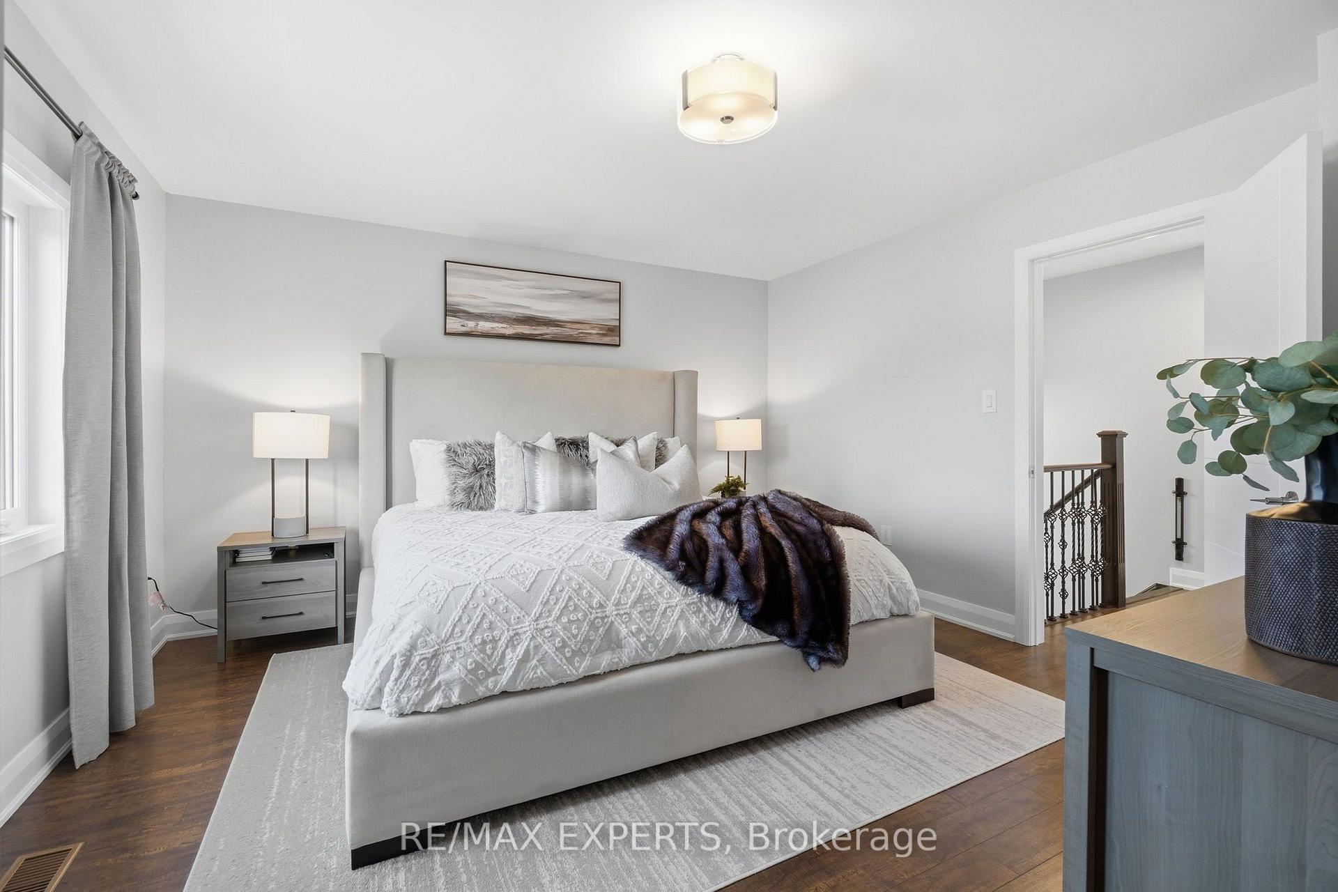 Photo 17 of 46 Princeton Gate, Vaughan, Maple — HOMEH