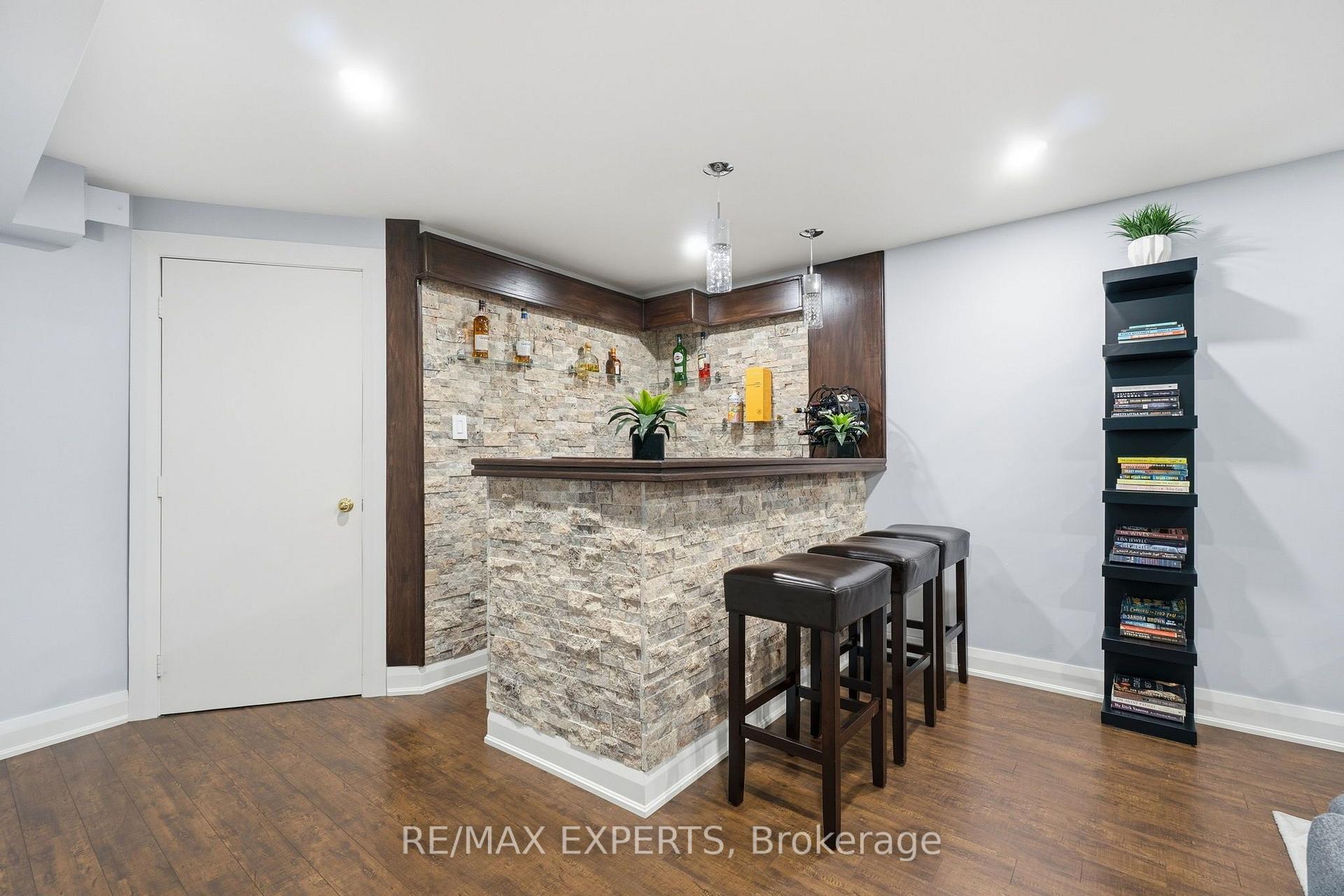 Photo 27 of 46 Princeton Gate, Vaughan, Maple — HOMEH