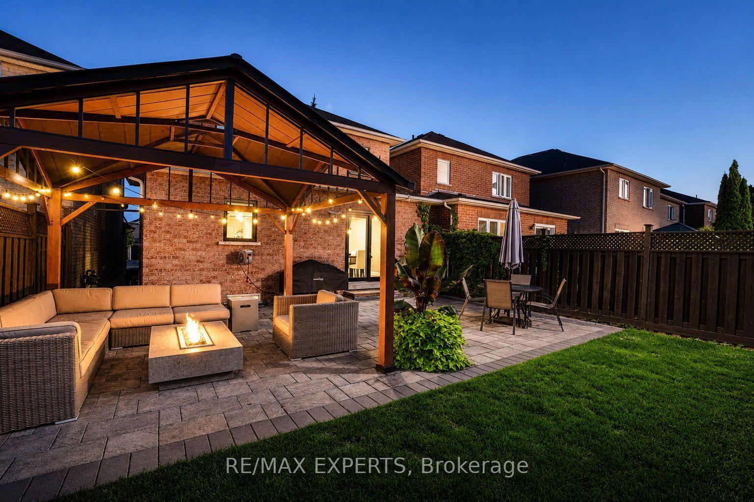 Photo 35 of 46 Princeton Gate, Vaughan, Maple — HOMEH