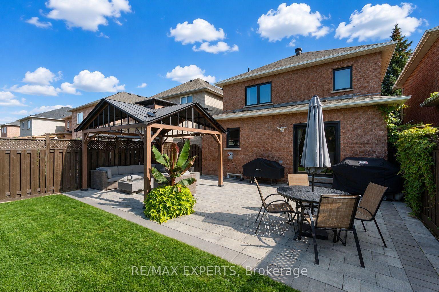 Photo 36 of 46 Princeton Gate, Vaughan, Maple — HOMEH